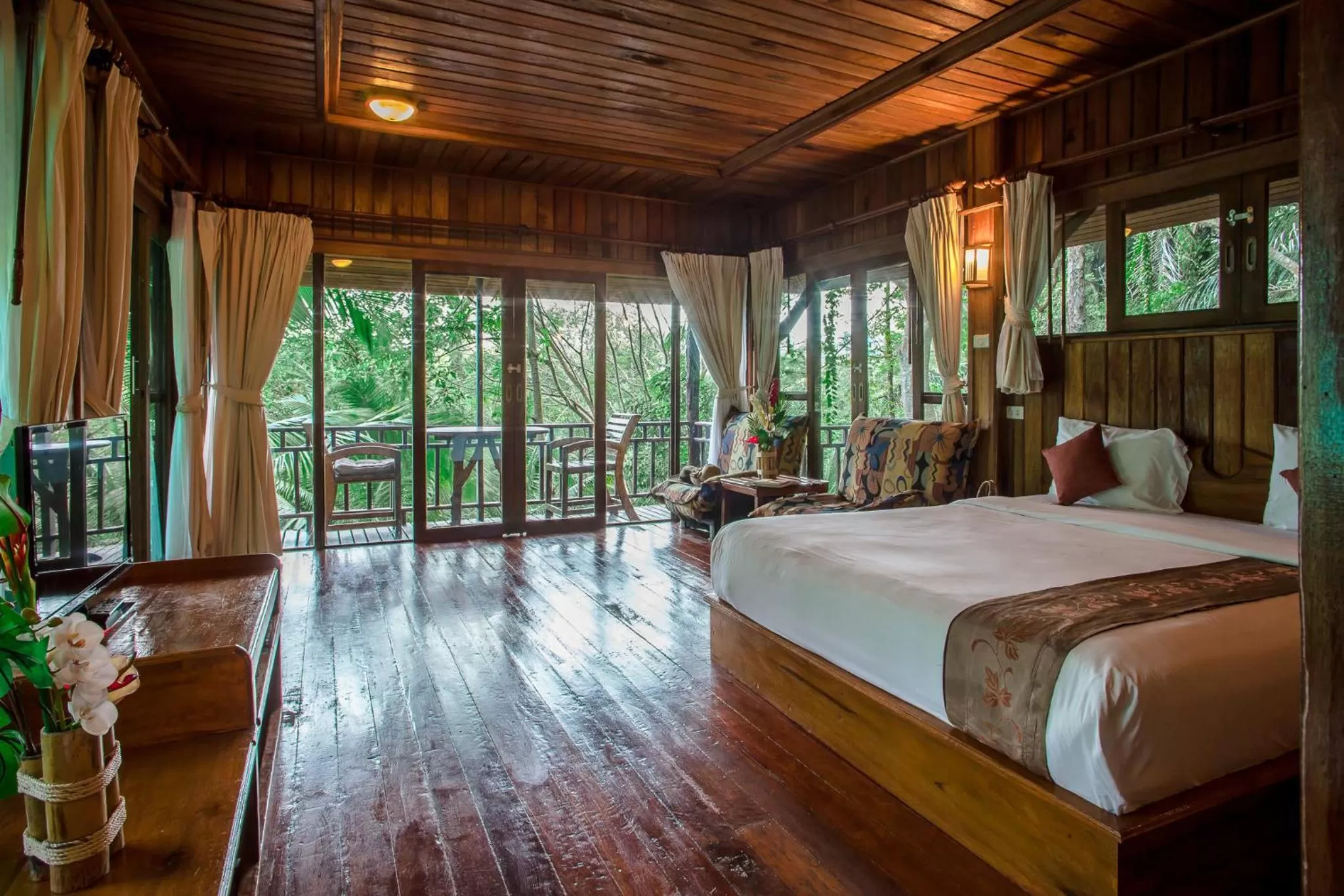 Aonang Cliff View Resort SHA Extra Plus