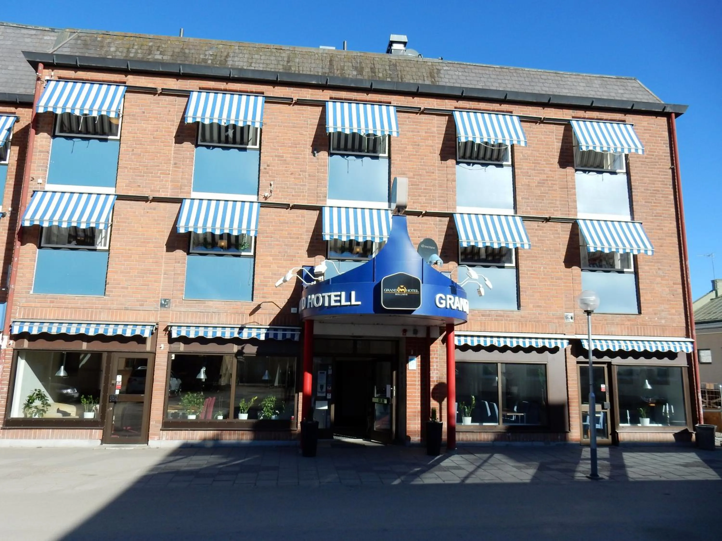Facade/entrance in Grand Hotell Bollnäs