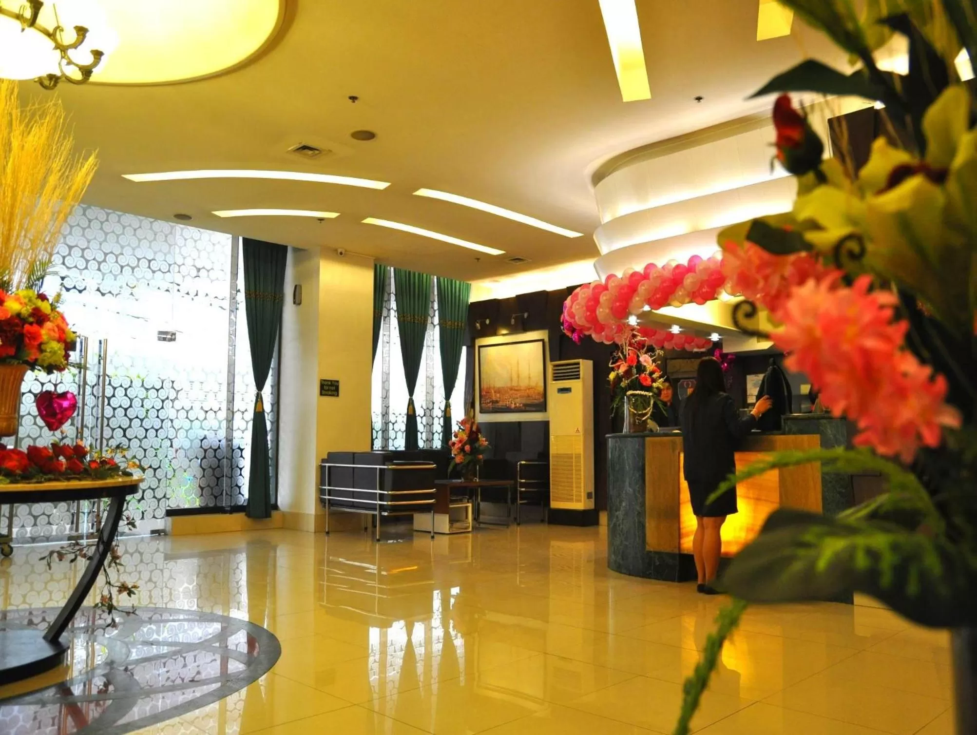 Lobby or reception in Eurotel North EDSA