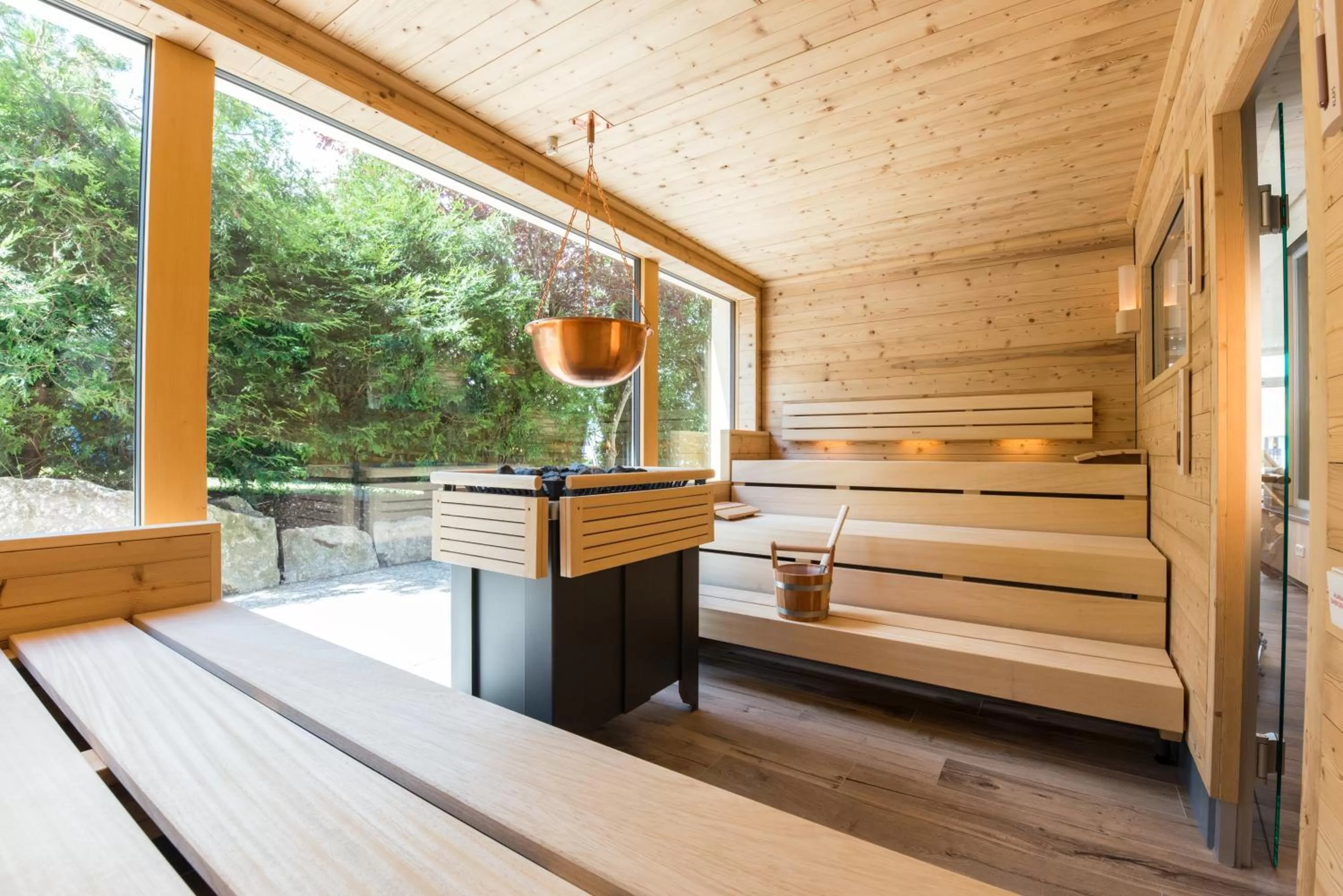 Sauna, Bed in Wellnesshotel Sonnenhof & Sonnhalde
