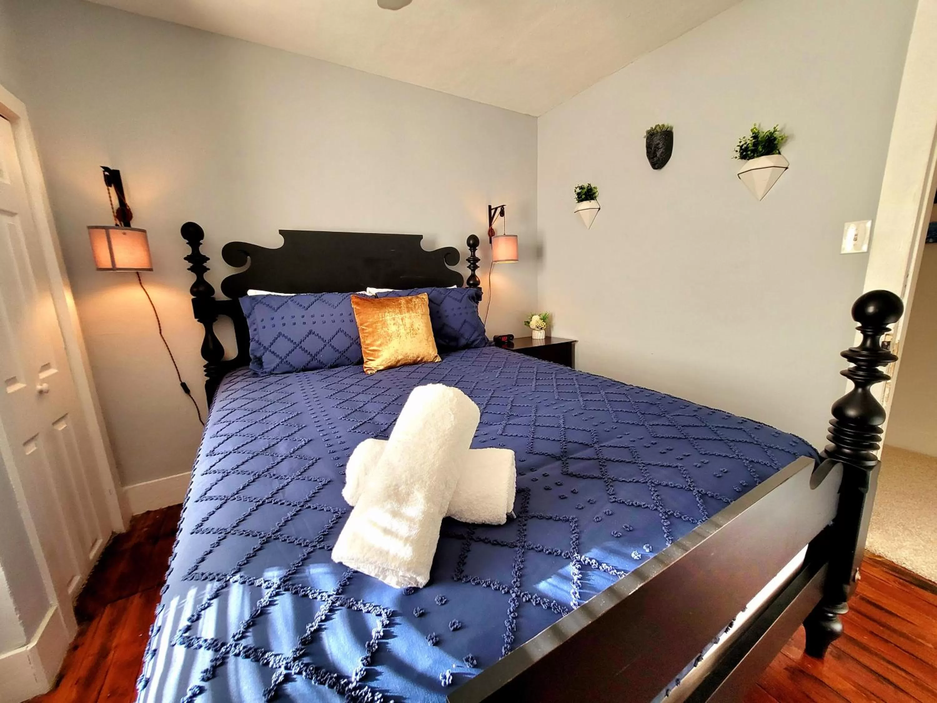 Bedroom, Bed in Pump House Inn & Spa