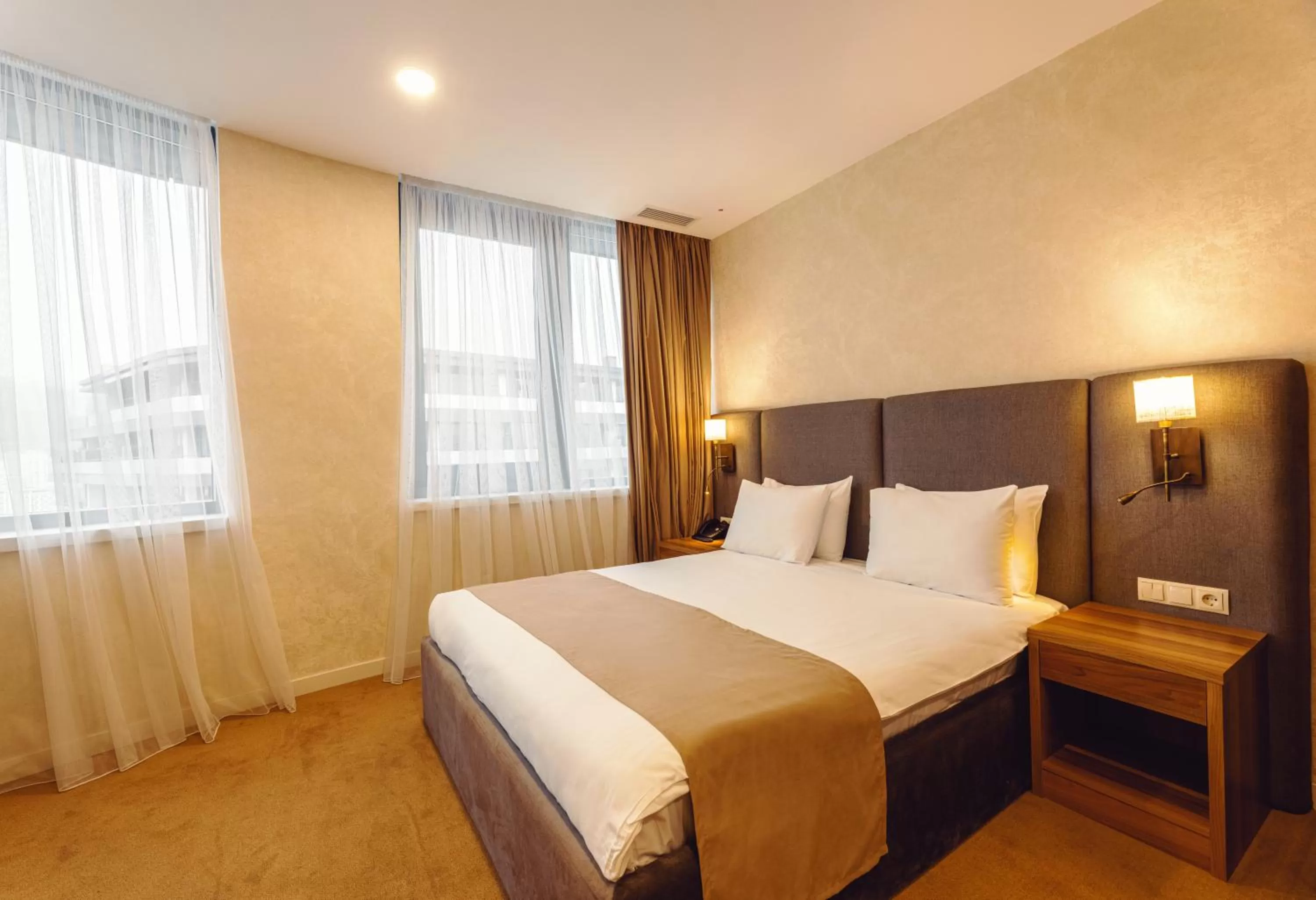 Bed in Meta Business Hotel By King David