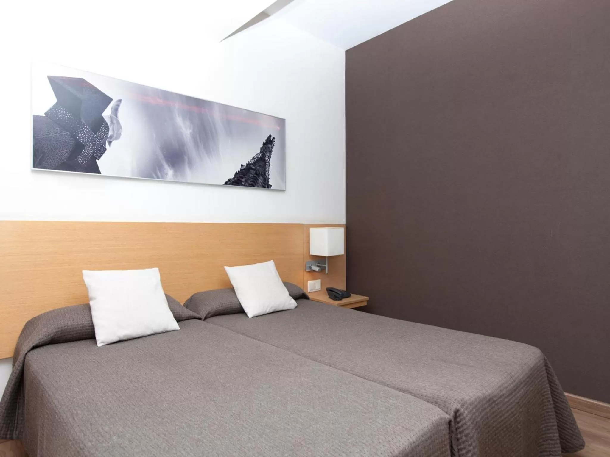 Photo of the whole room, Bed in Hotel Sagrada Familia