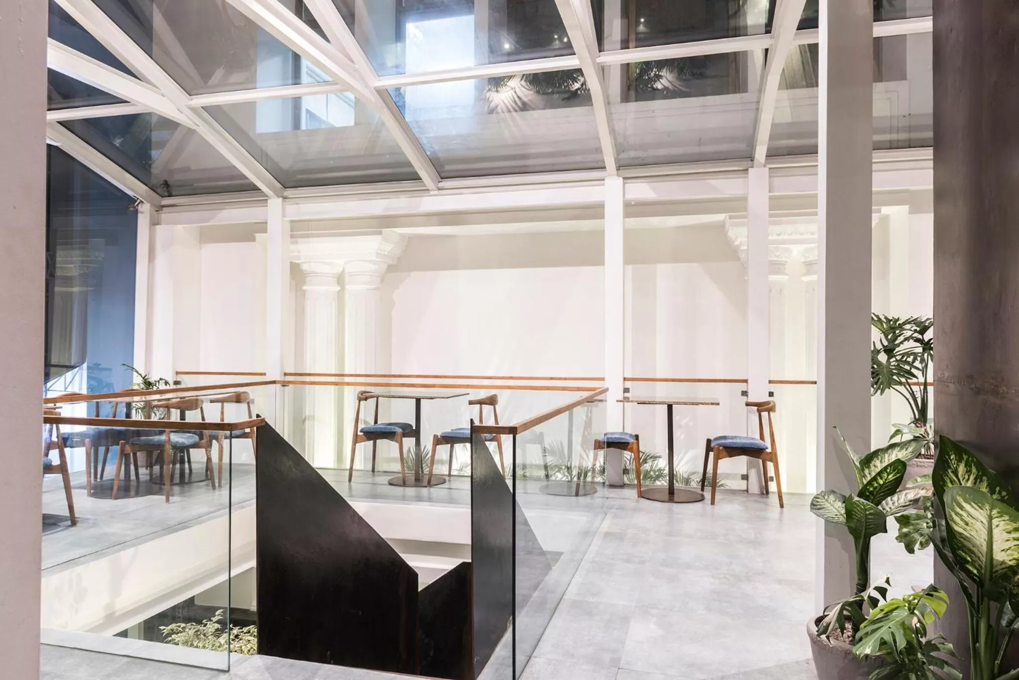 Restaurant/places to eat in 9ine Thamel Hotel