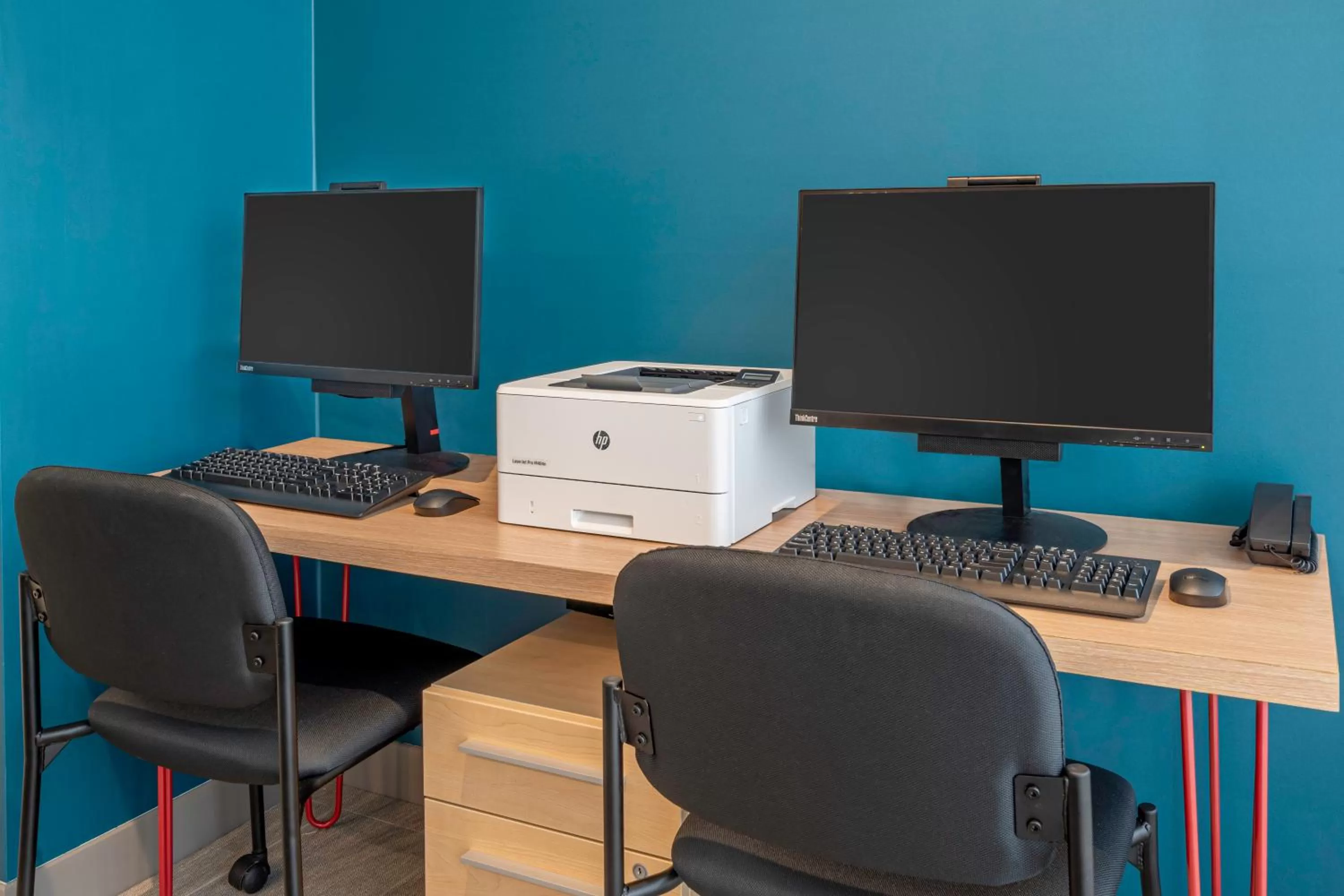 Business facilities in avid hotels Milwaukee West - Waukesha by IHG