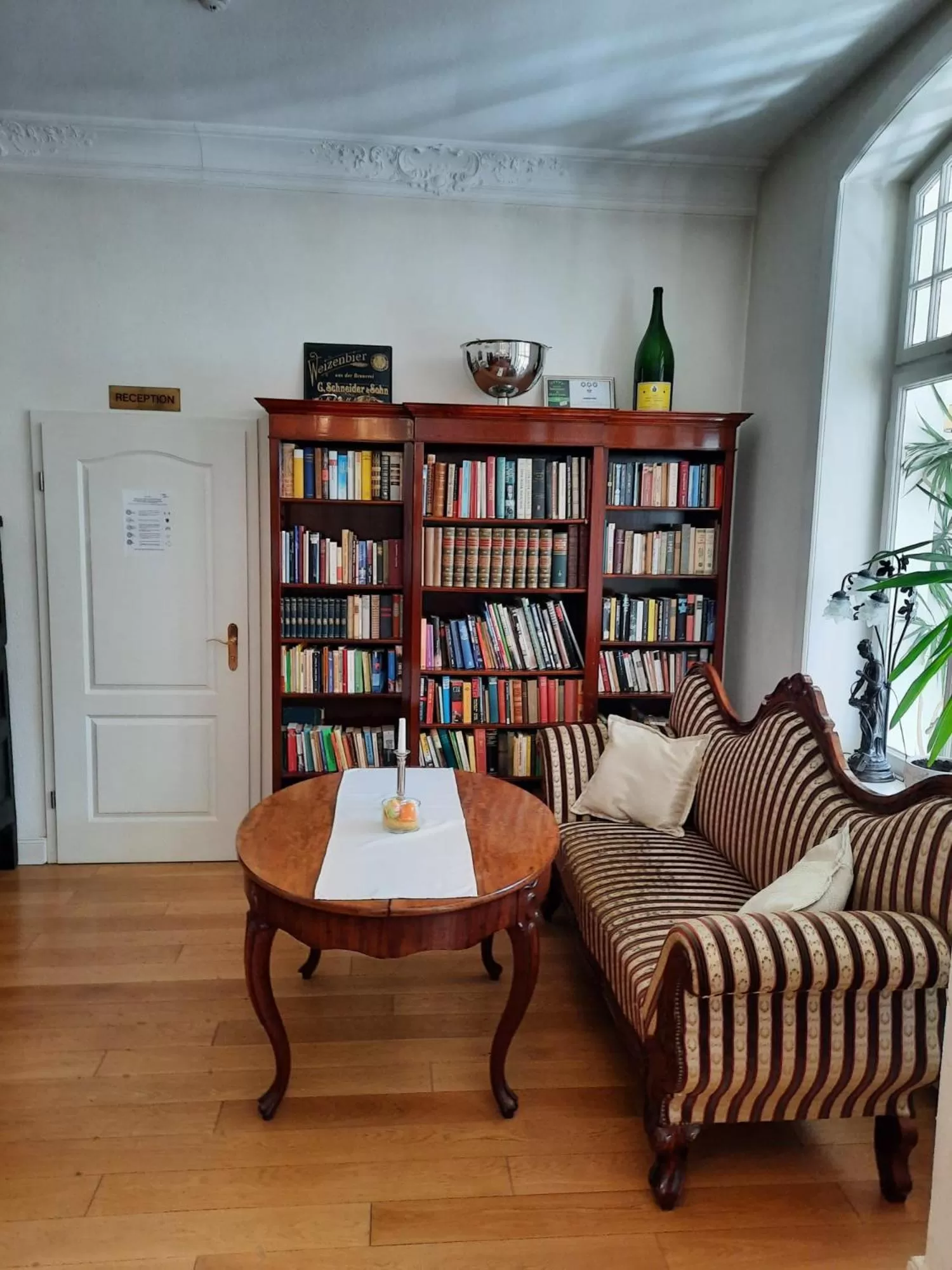 Library in Landhaus Bode