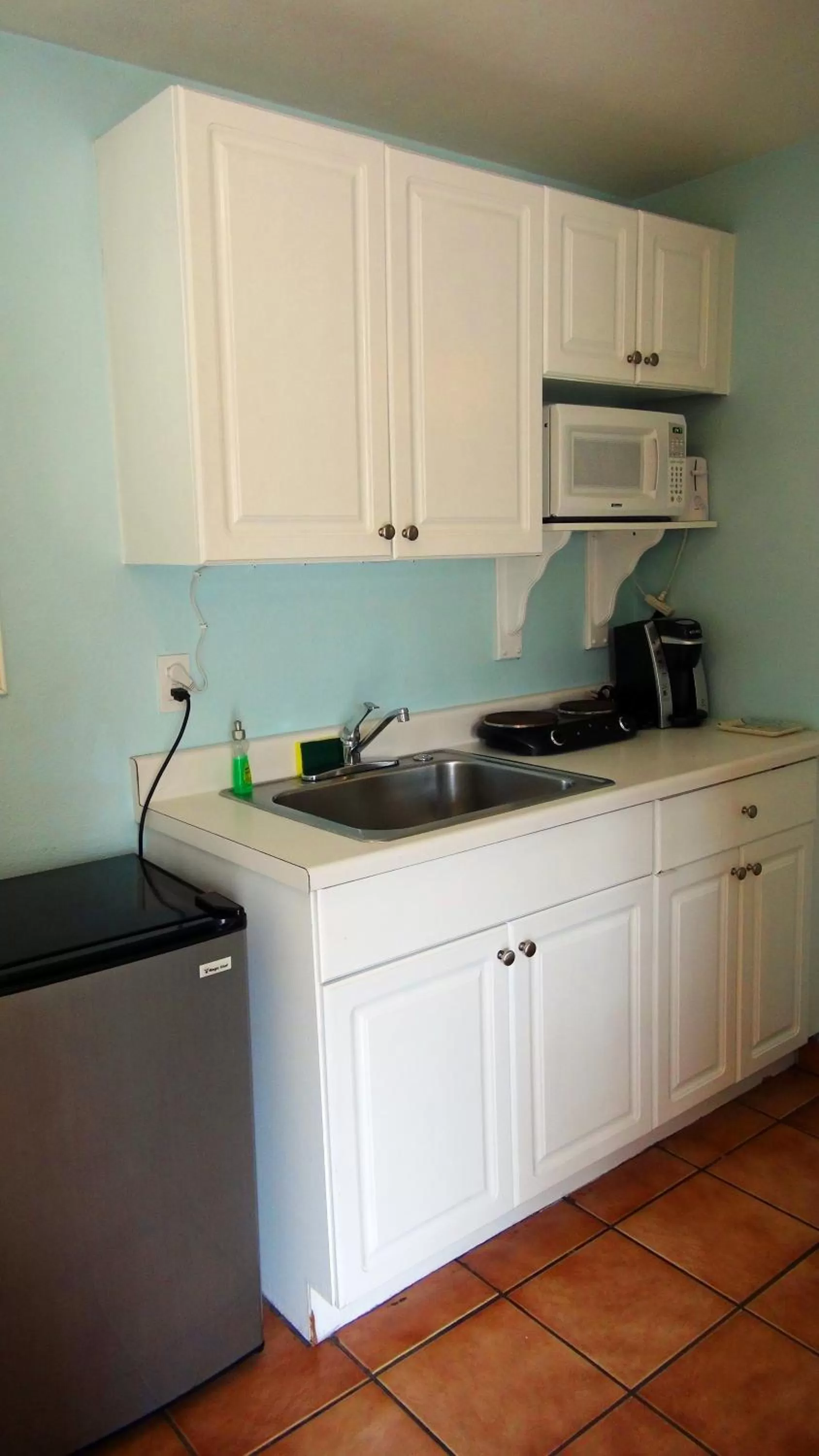 Kitchen or kitchenette in Leucadia Beach Inn