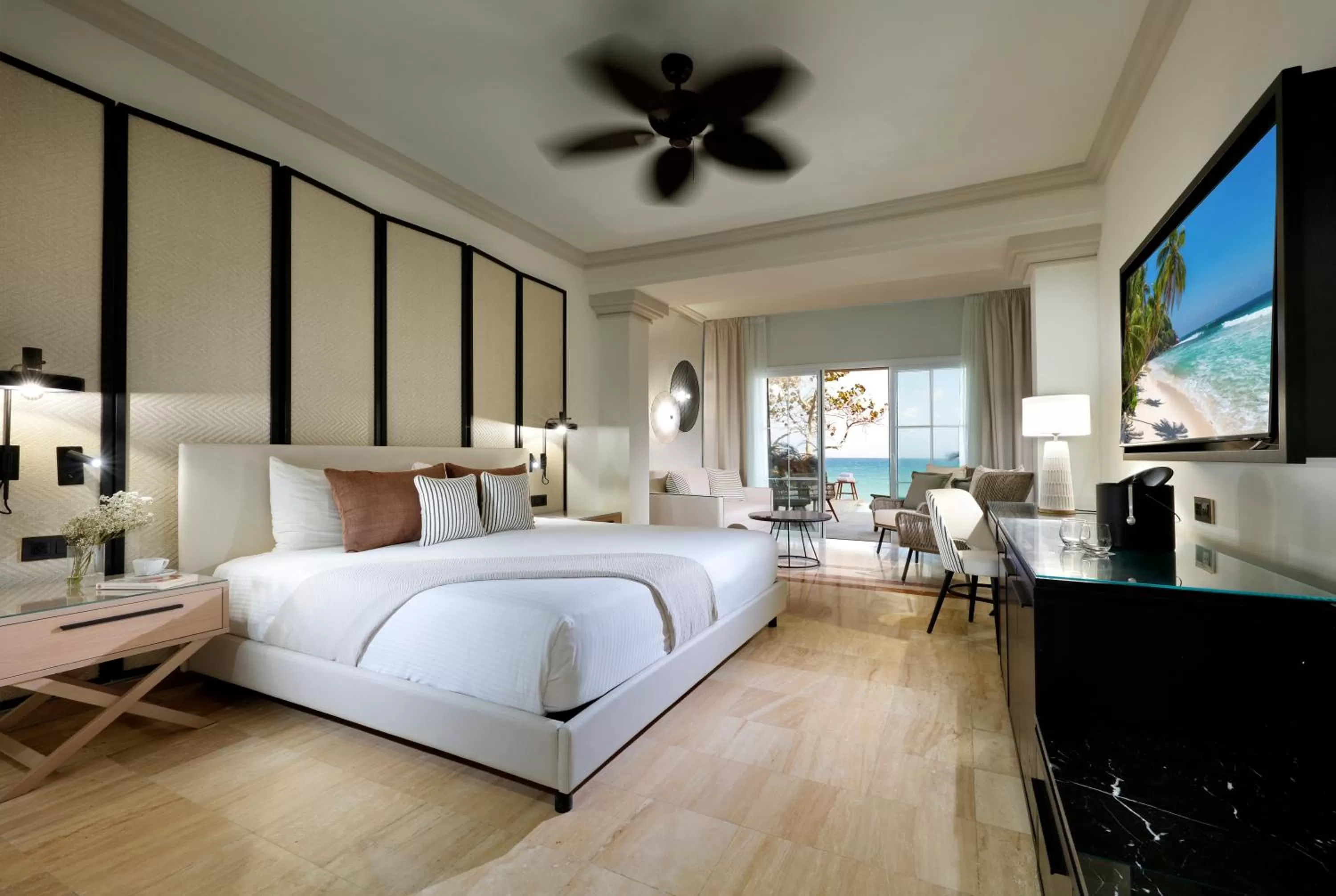 Bedroom, Bed in Grand Palladium Jamaica Resort & Spa All Inclusive