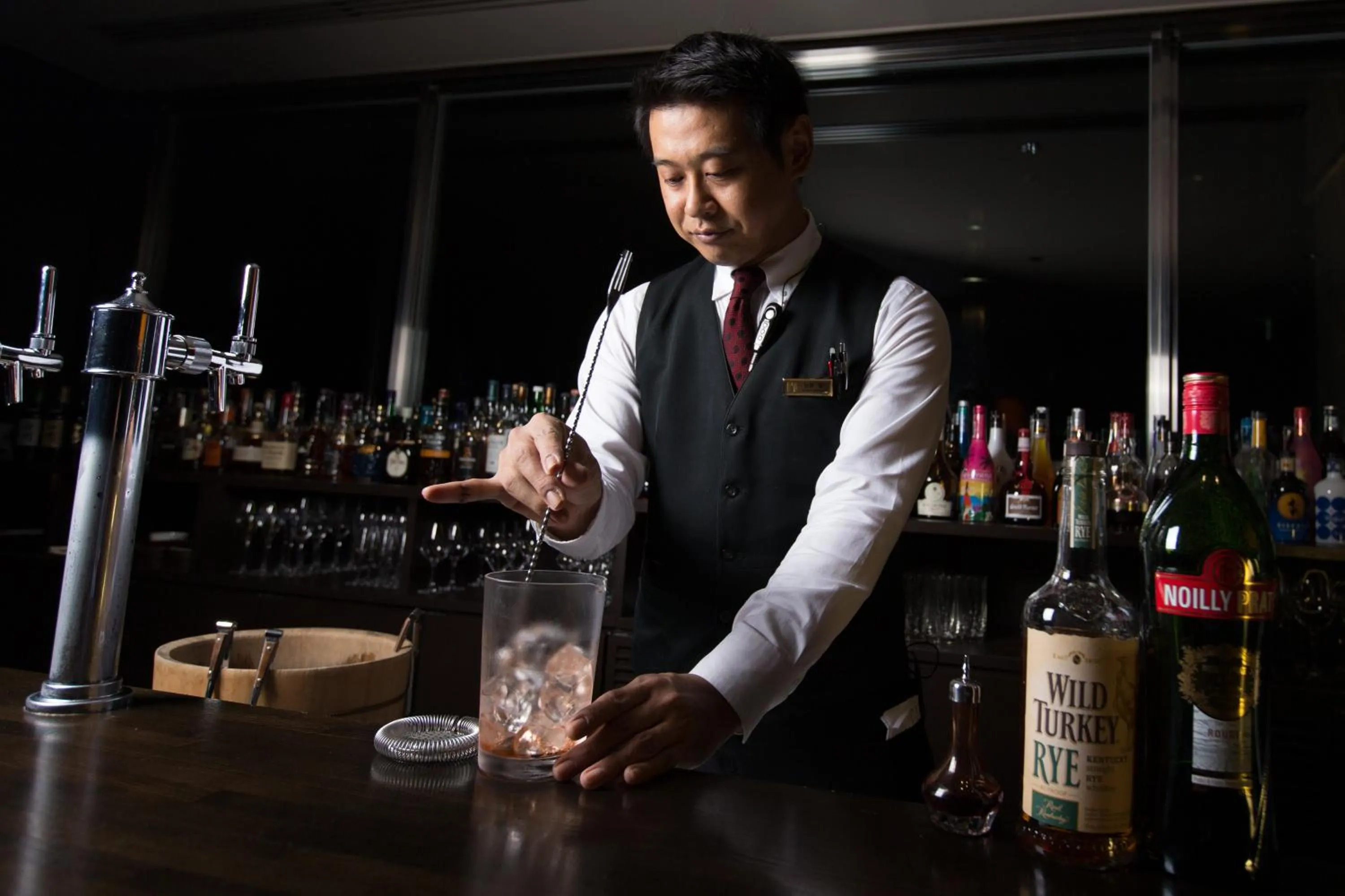 People in The Gate Hotel Kaminarimon by Hulic