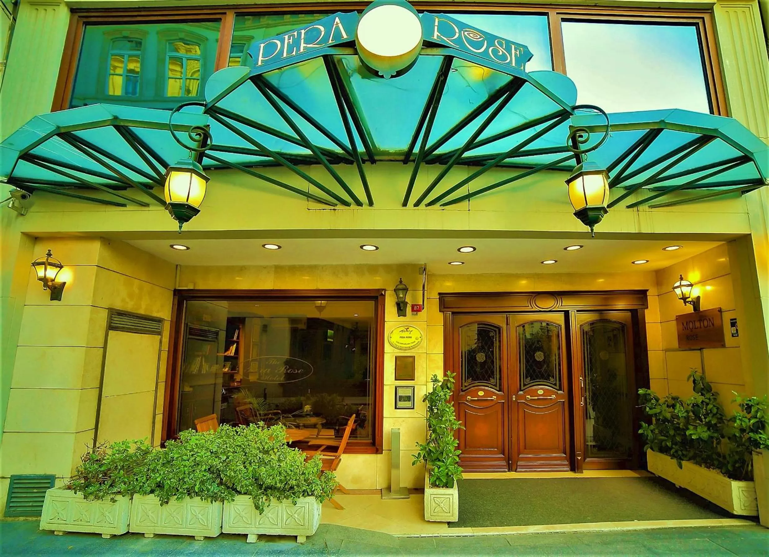 Pera Rose Hotel & Spa