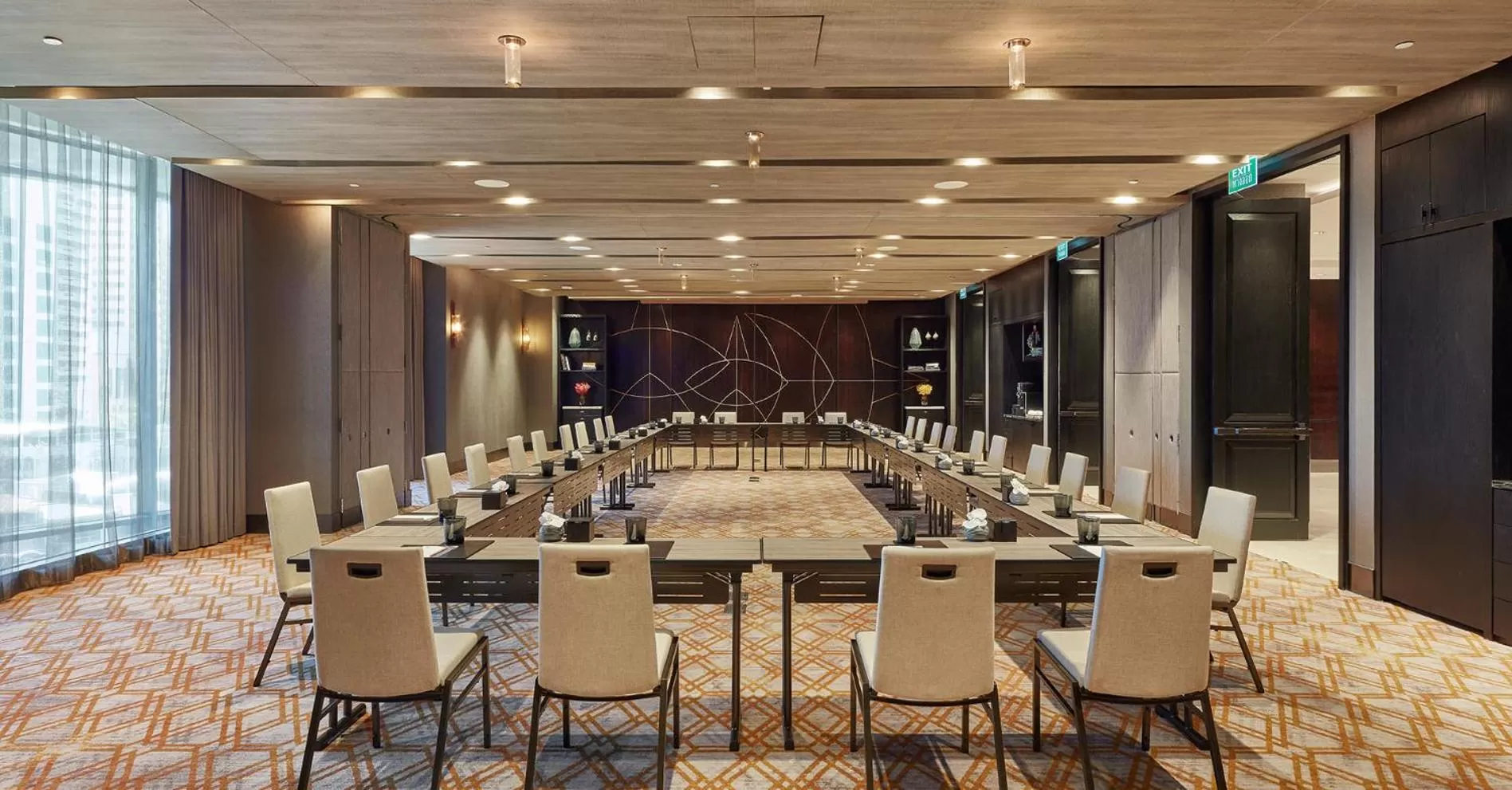 Business facilities in Hyatt Regency Bangkok Sukhumvit