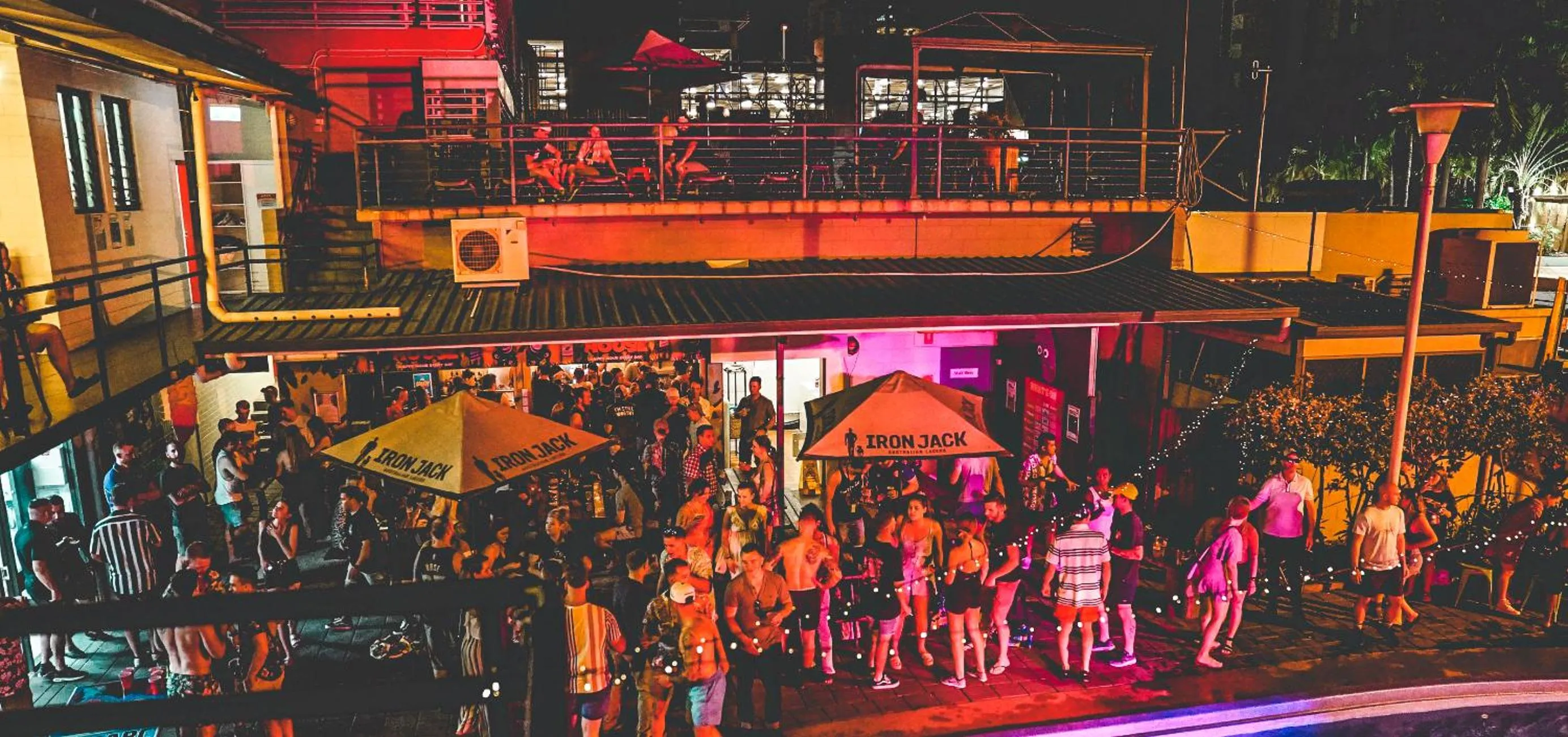 Night in Youth Shack Backpackers Darwin