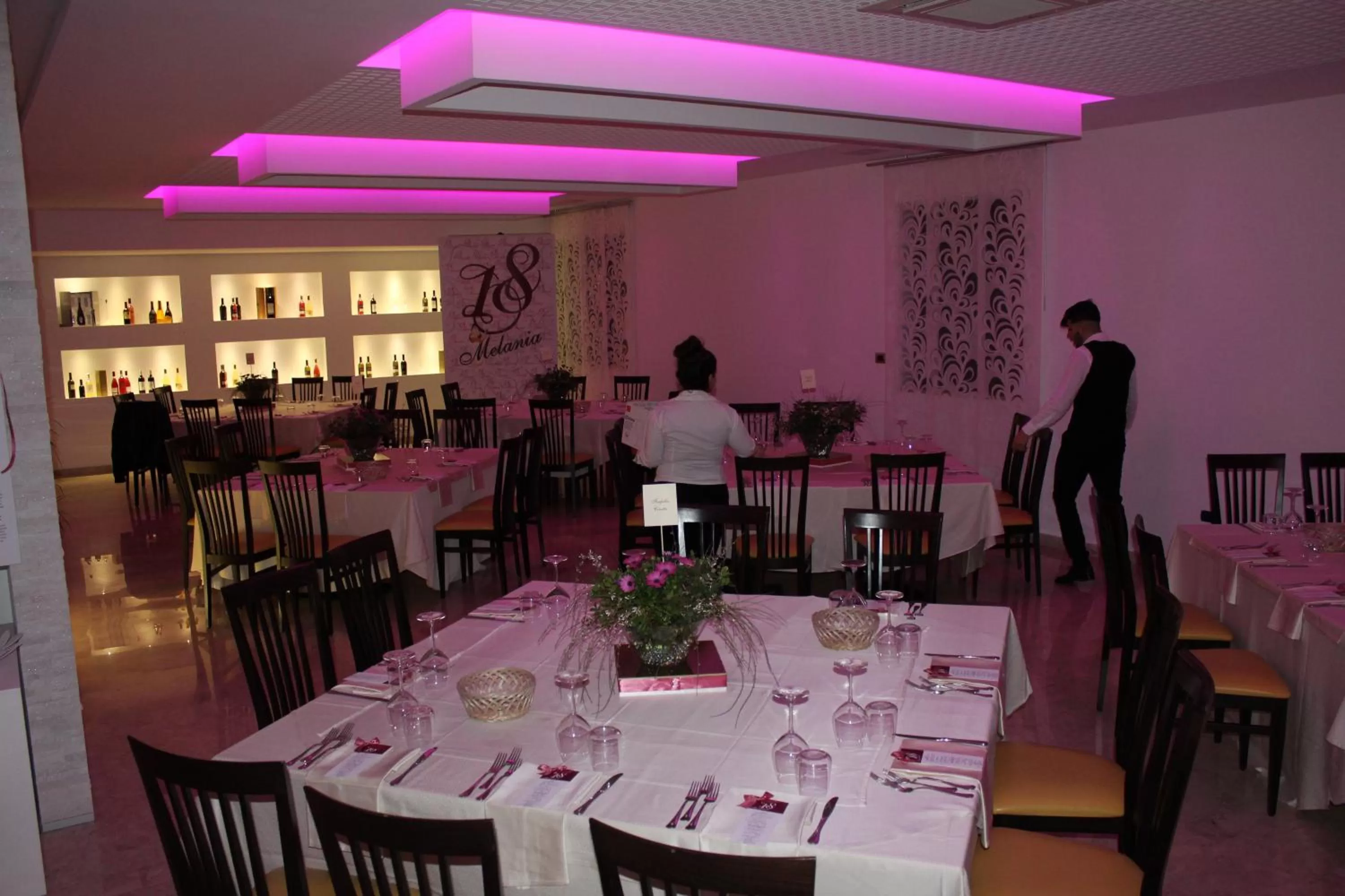 Restaurant/places to eat in Hotel Miramare