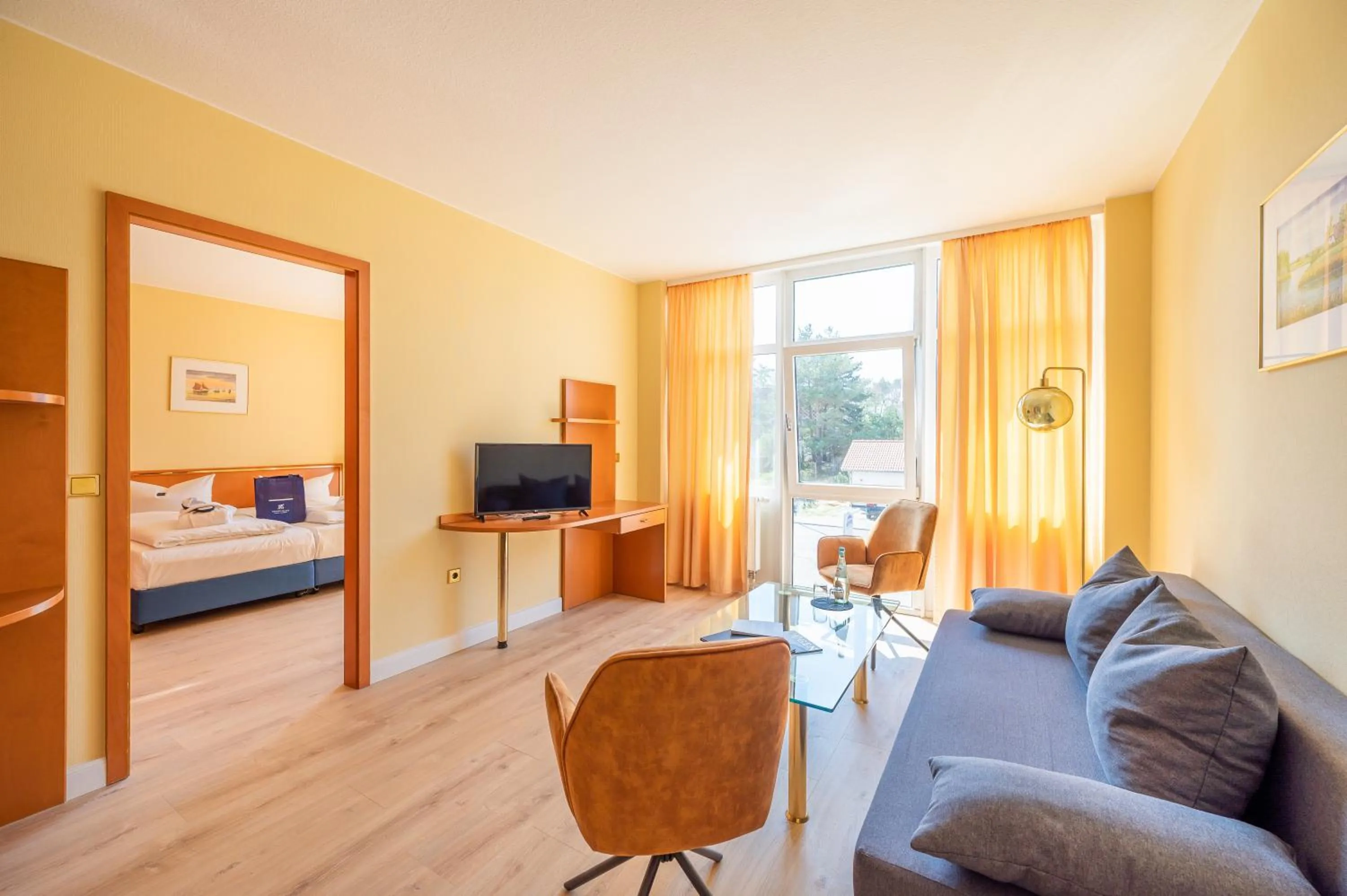 Photo of the whole room, Bed in Arkona Strandhotel