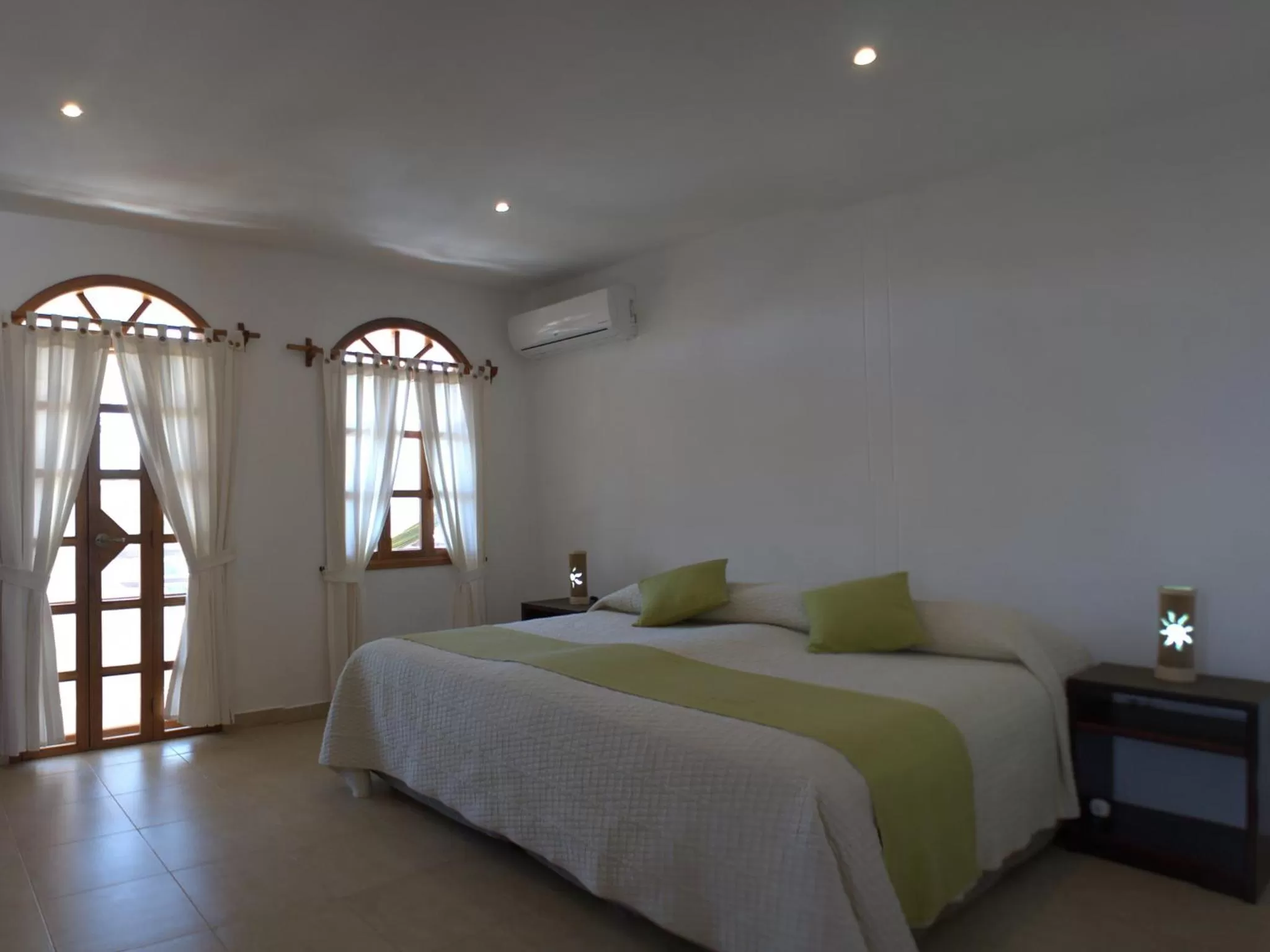 Bedroom, Bed in Hotel Galapagos Suites B&B