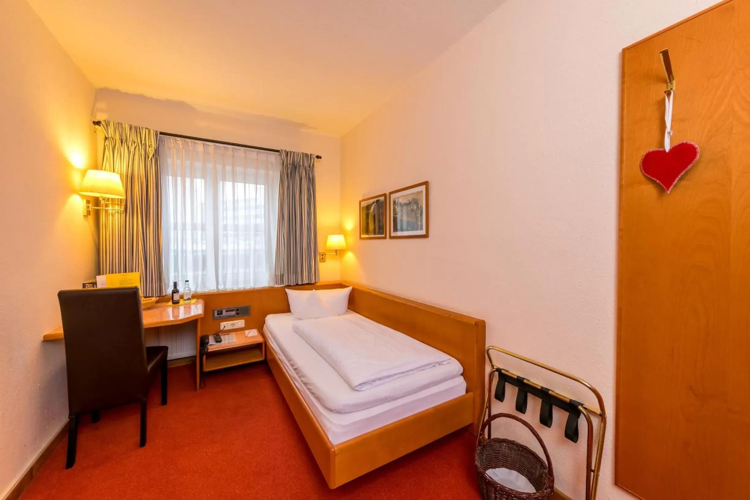 Single Room - single occupancy in CityHotel Kempten Single Room - single occupancy in CityHotel Kempten