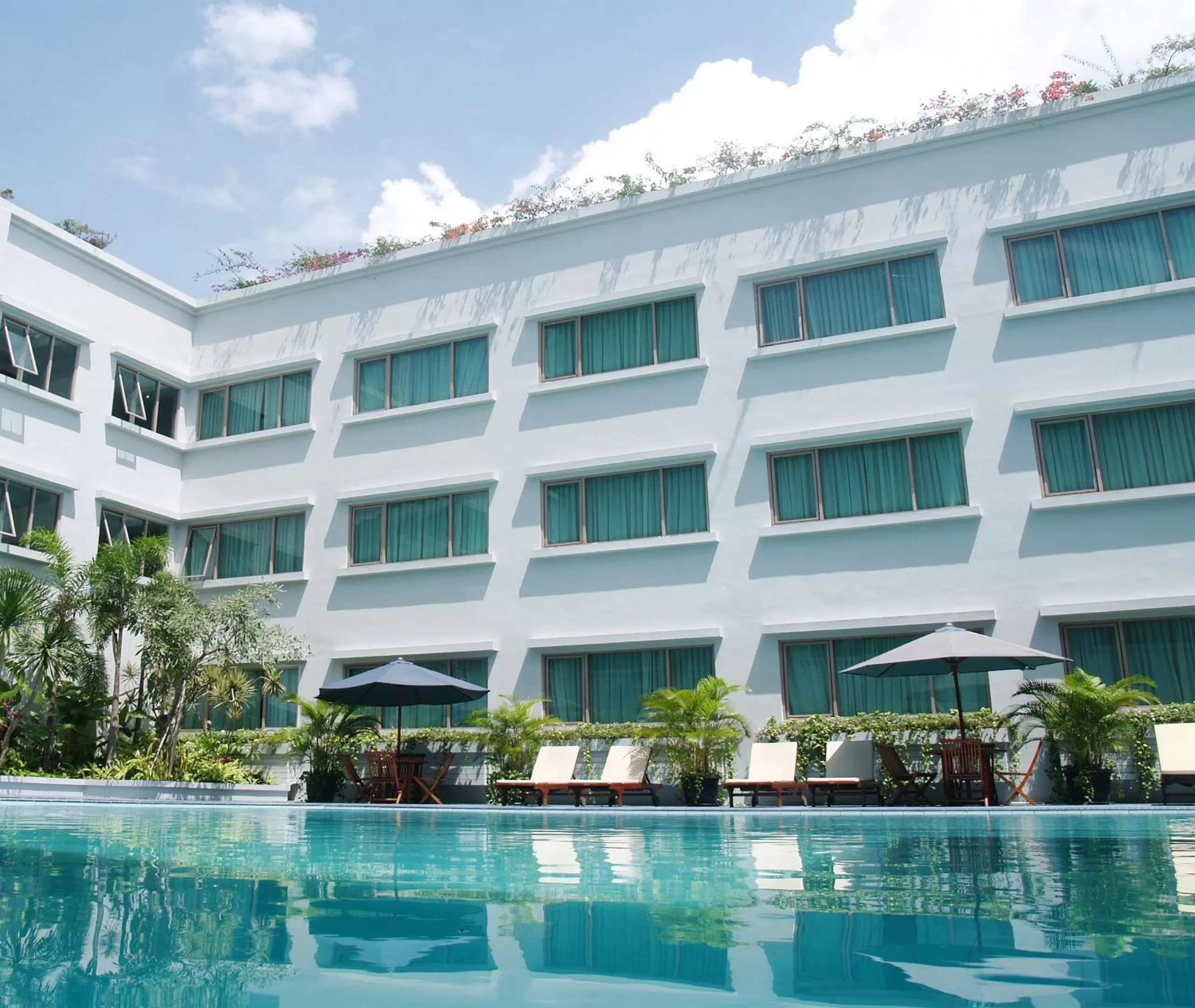 Swimming pool in Aston Tropicana Hotel Bandung