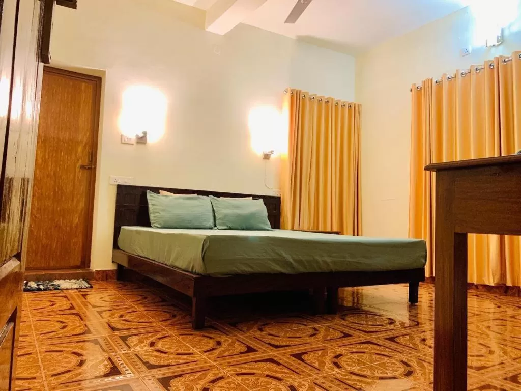Deluxe Double Room in Lavender residency