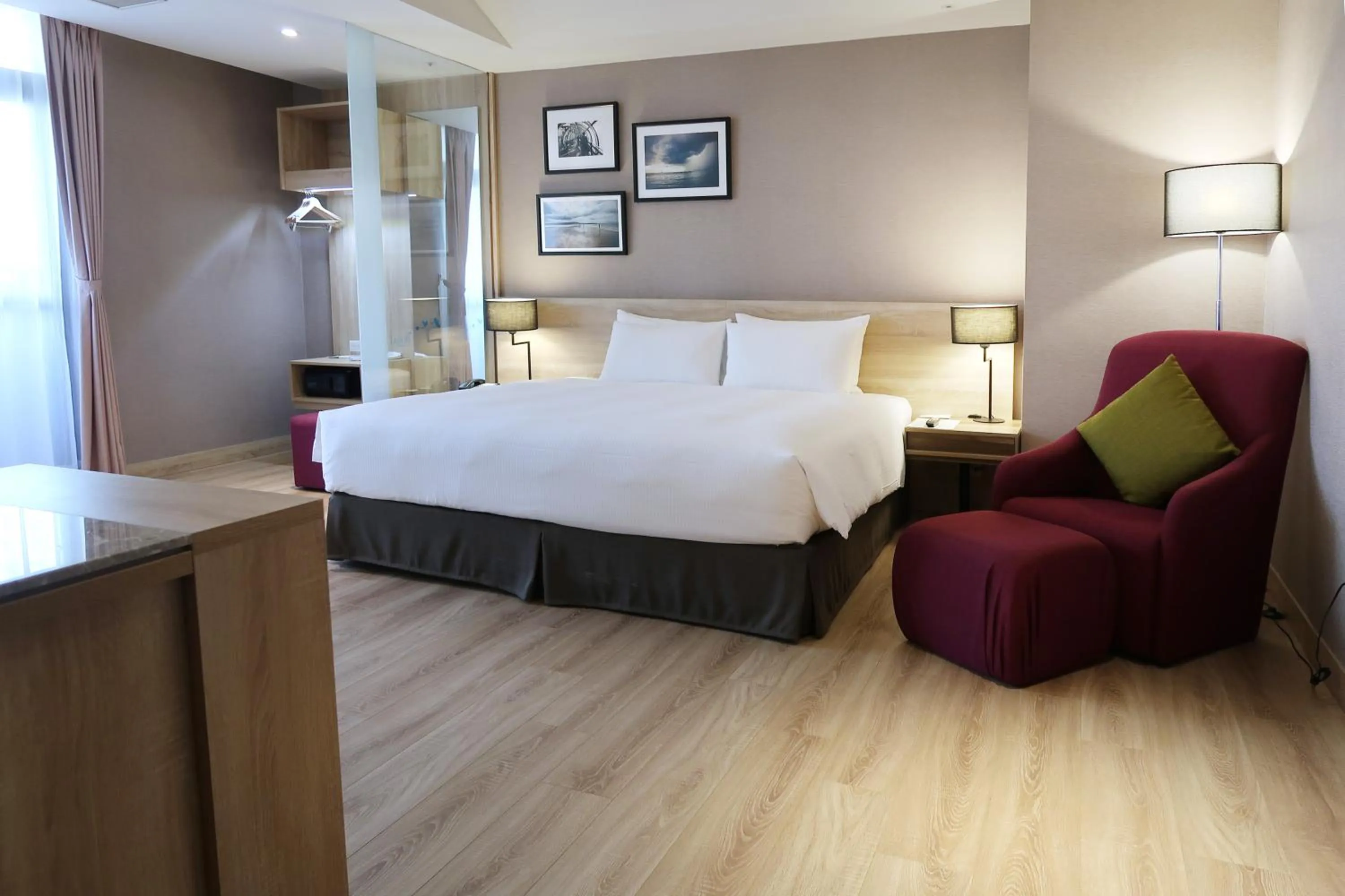 Photo of the whole room, Bed in The HO Hotel