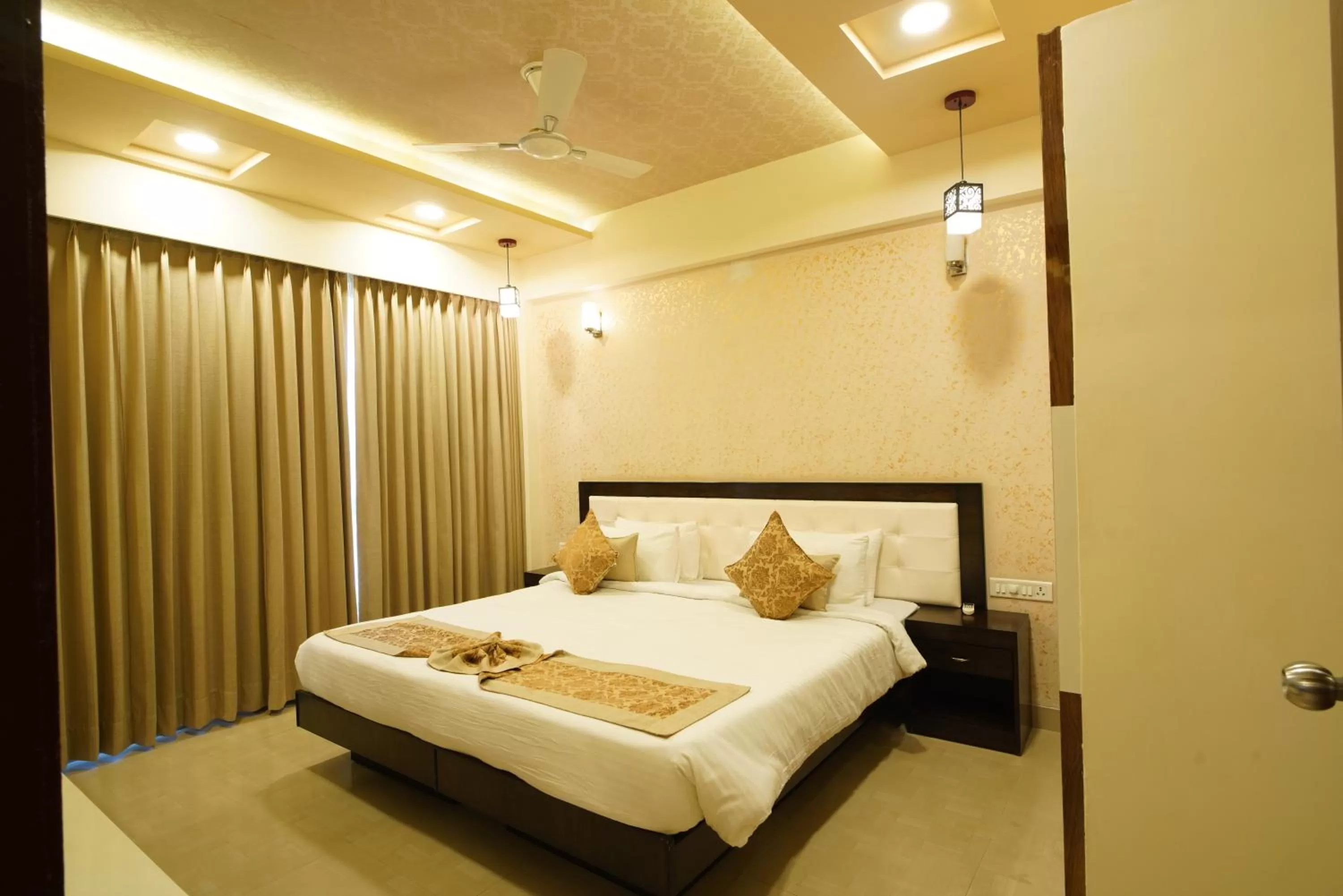 Bedroom in Spectrum Resort, Spa & Residences