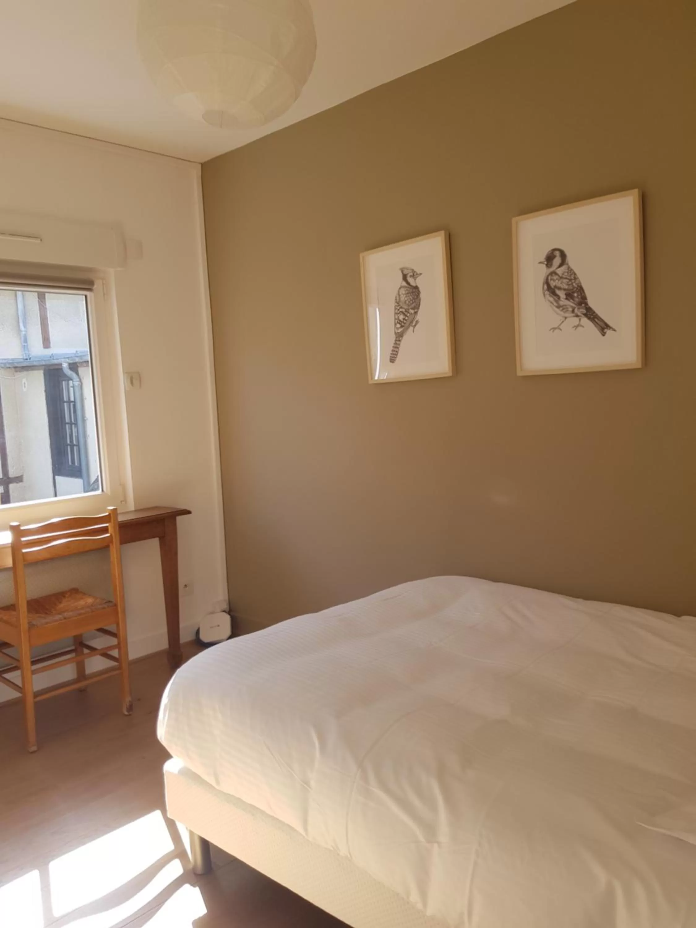 Bedroom, Bed in Les Cabines