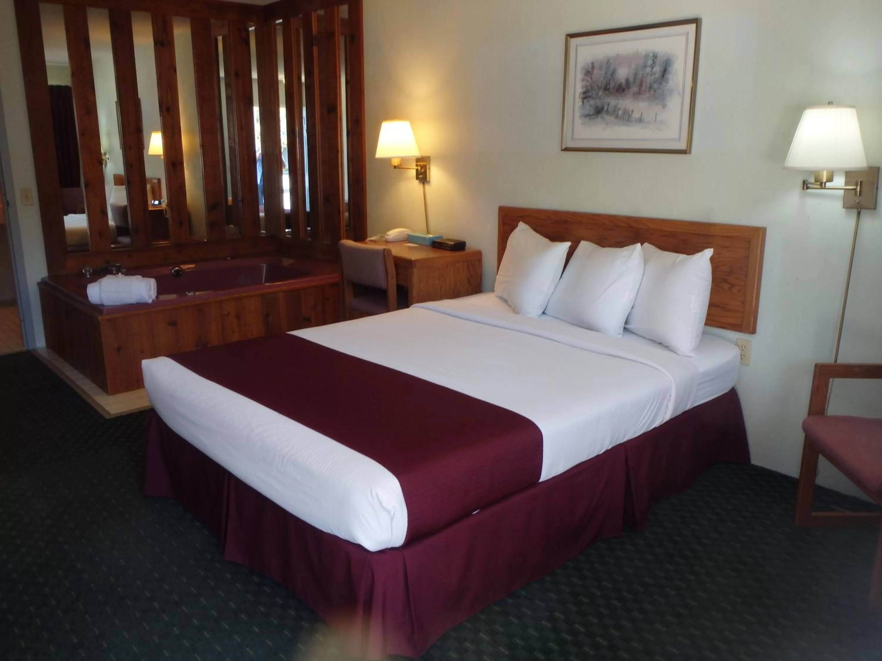 Hot Tub in Americas Best Value Inn Saint Ignace