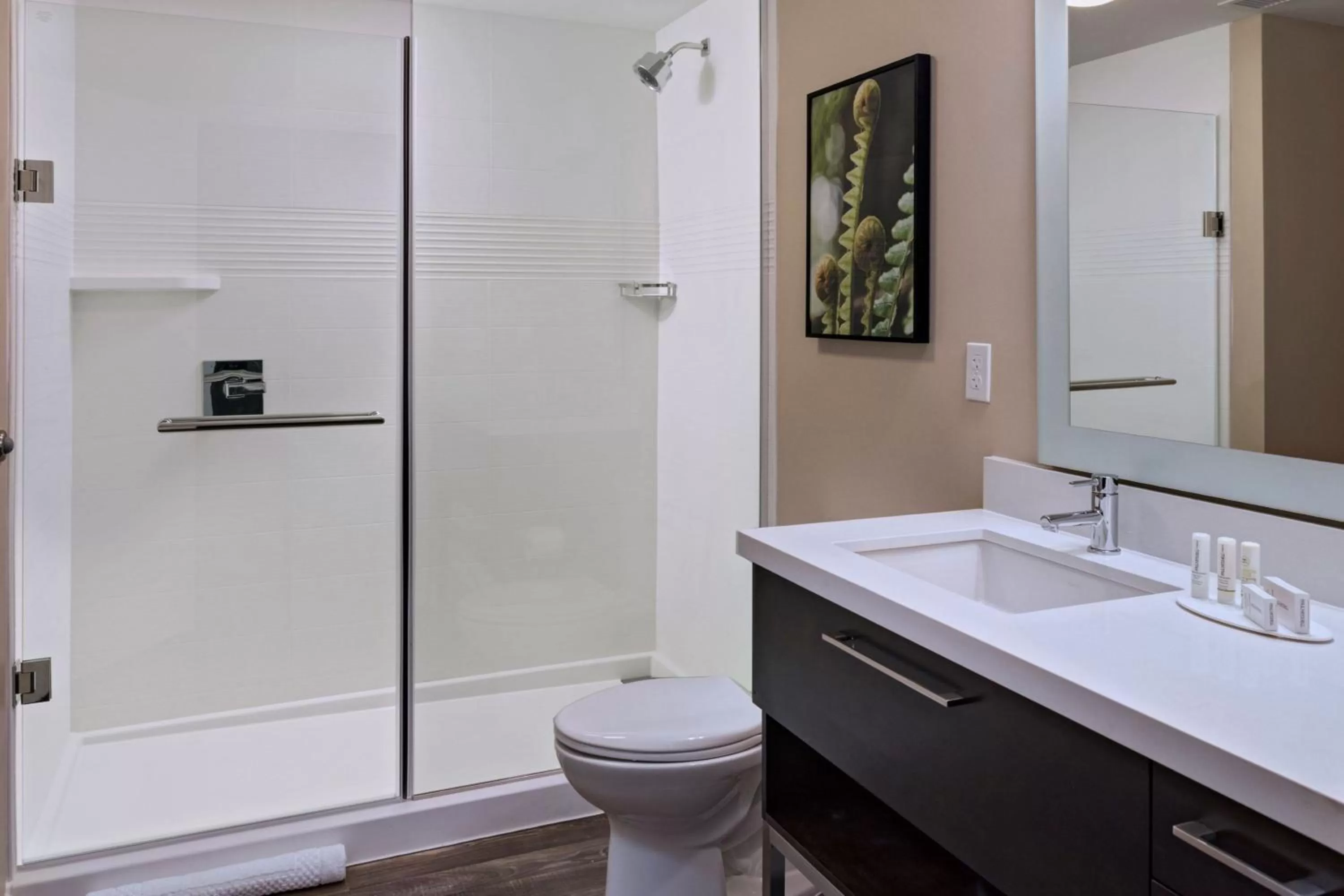 Bathroom in TownePlace Suites by Marriott Tacoma Lakewood