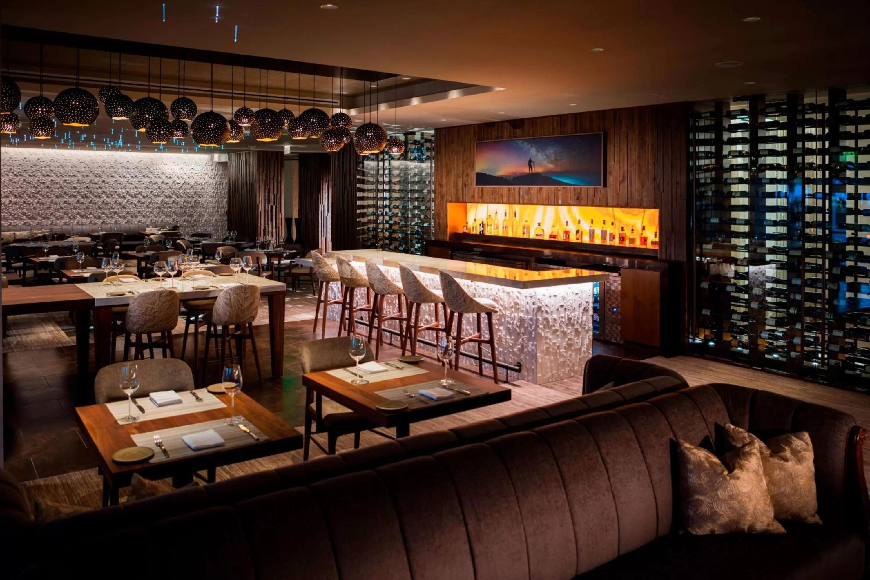 Restaurant/places to eat in JW Marriott Marco Island Beach Resort