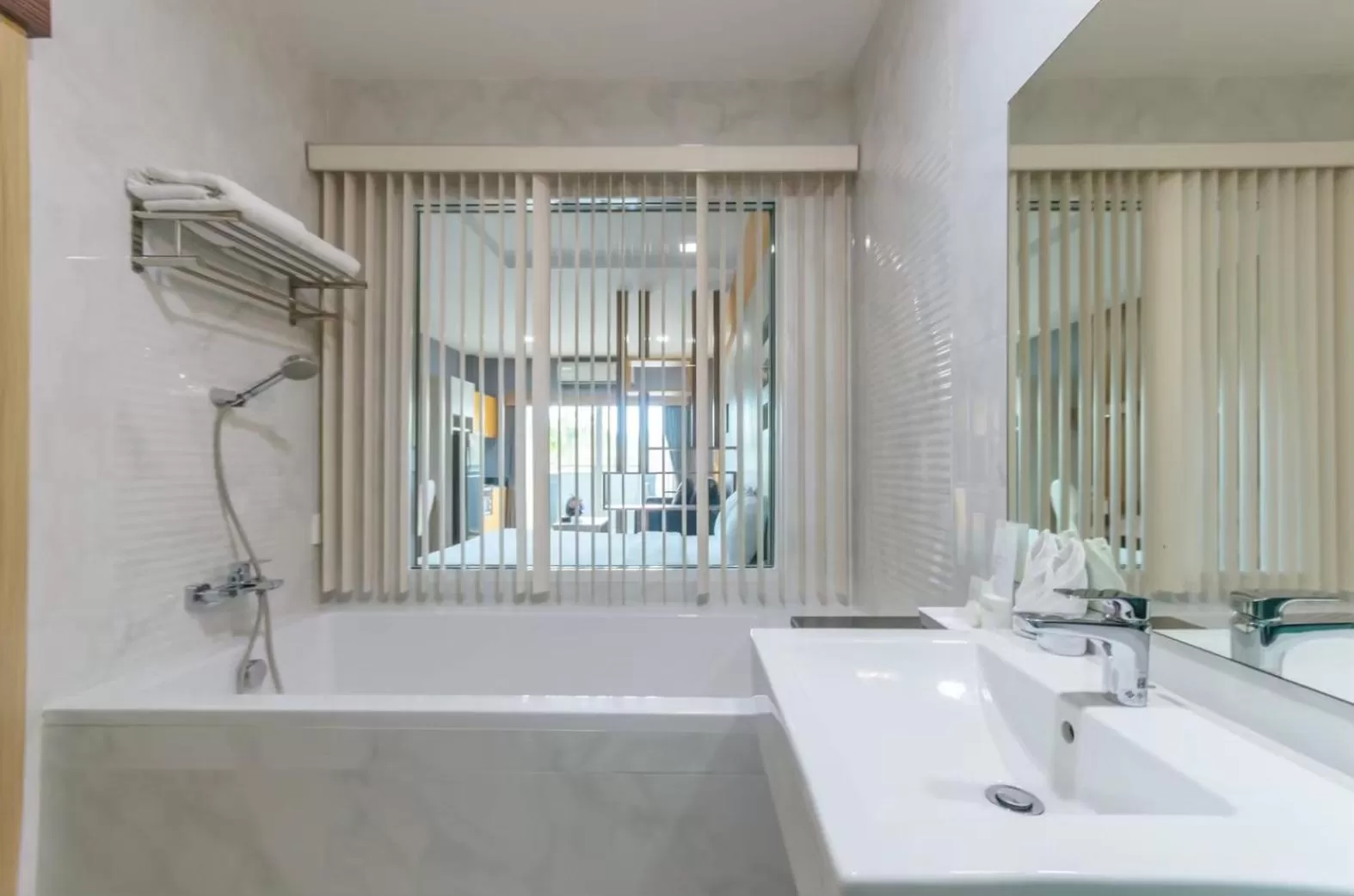 Bath in Eastpana Hotel - SHA Extra Plus