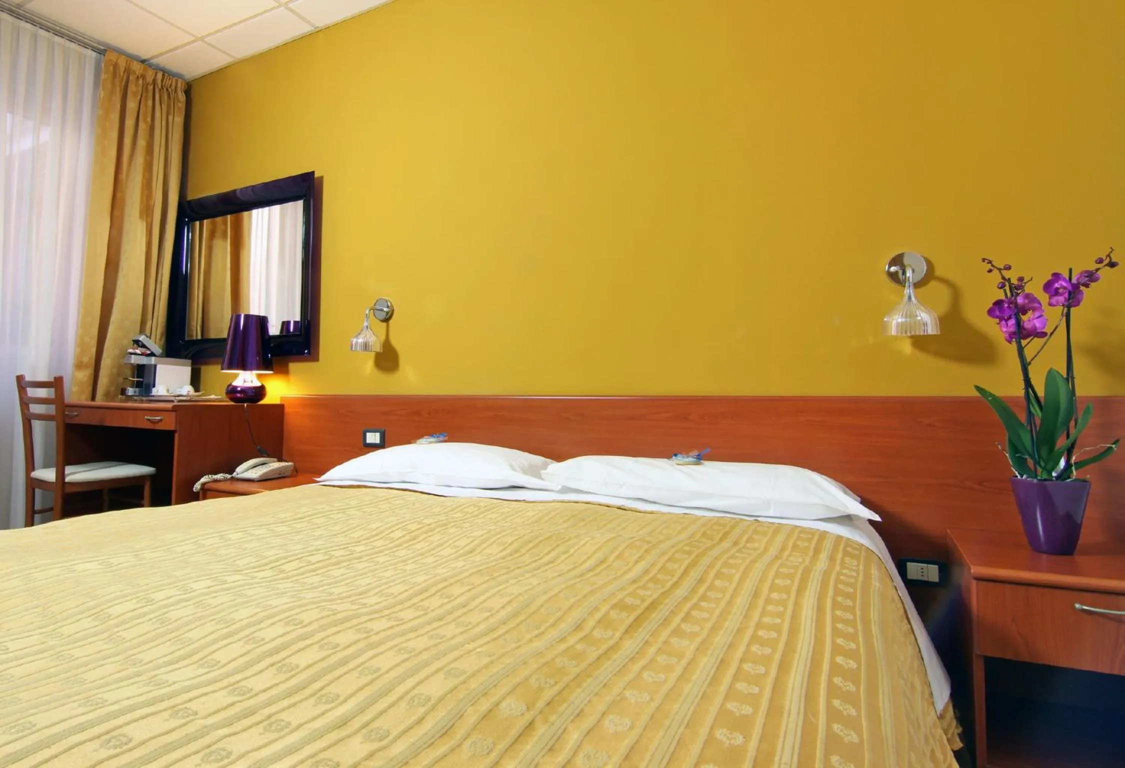 Bedroom, Bed in Albergo Al Viale