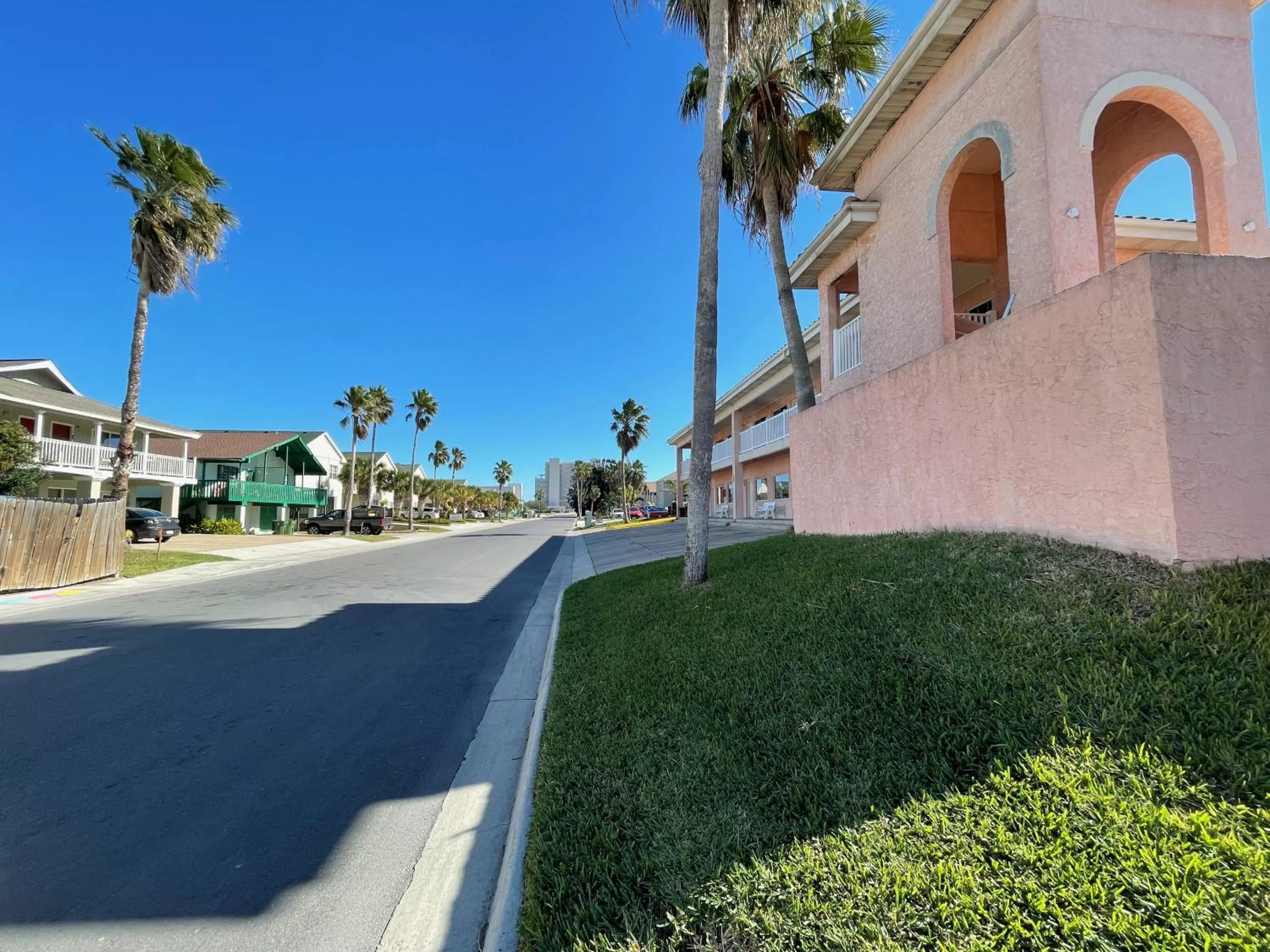 Neighbourhood in Flamingo Inn