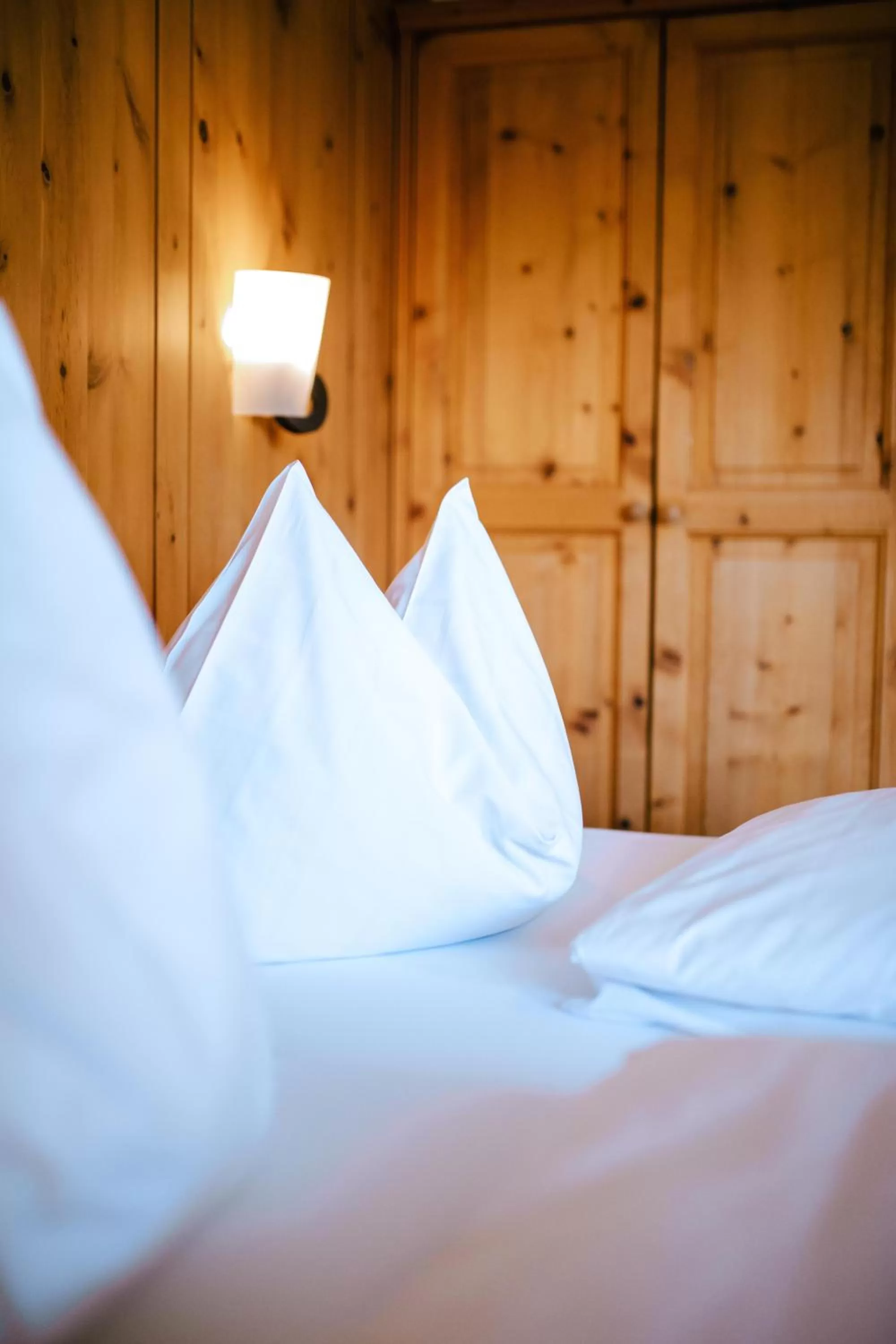 Bedroom, Bed in Ütia De Börz