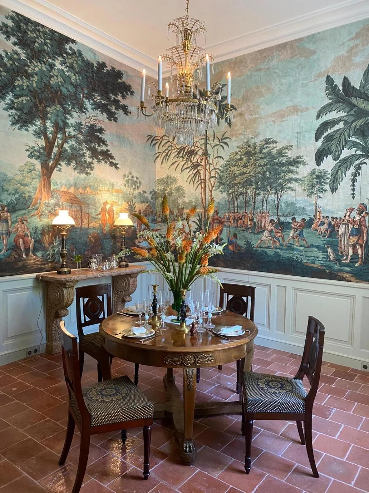 Decorative detail in College des Doctrinaires