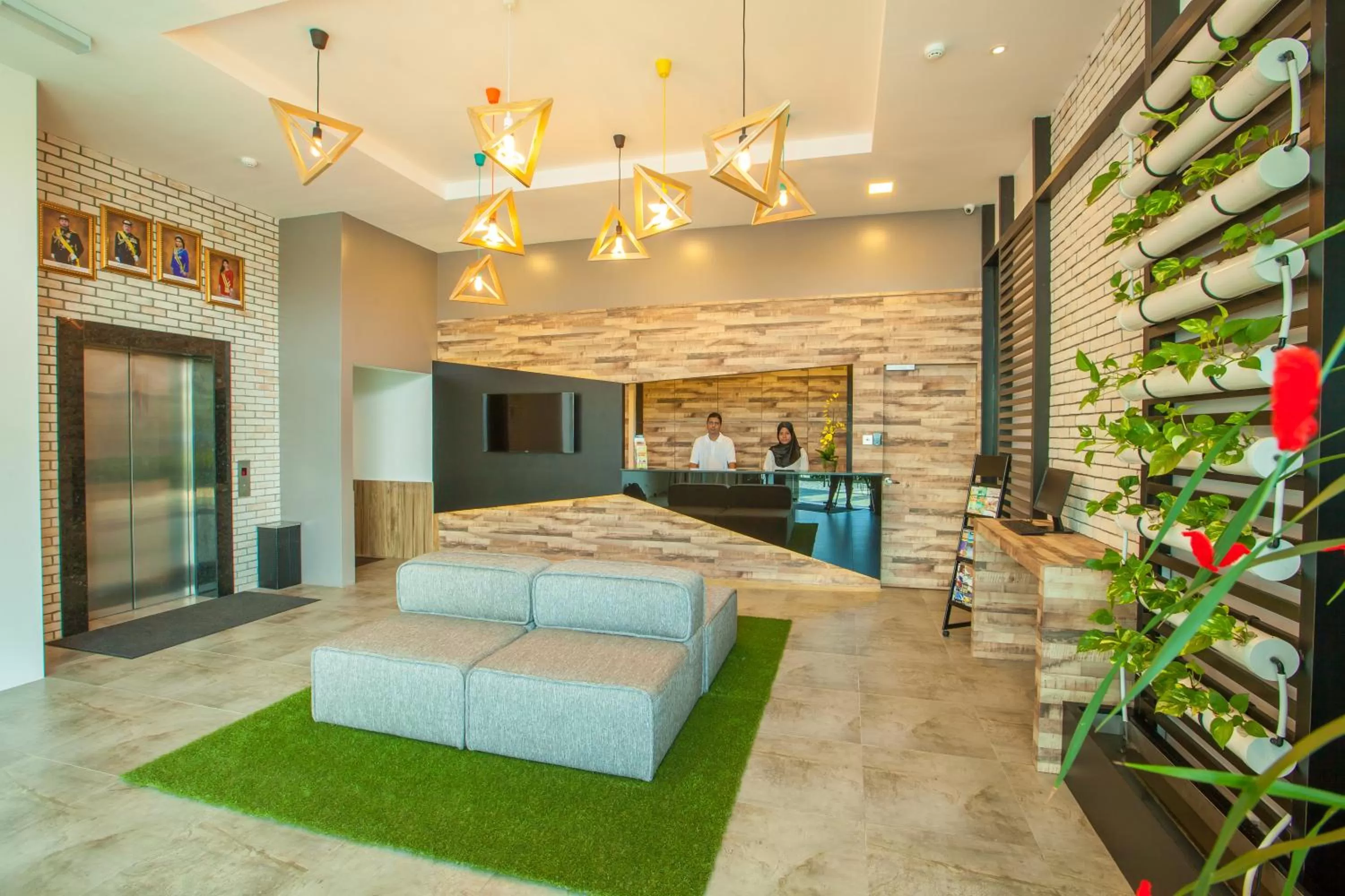 Lobby or reception in Bzz Hotel Skudai