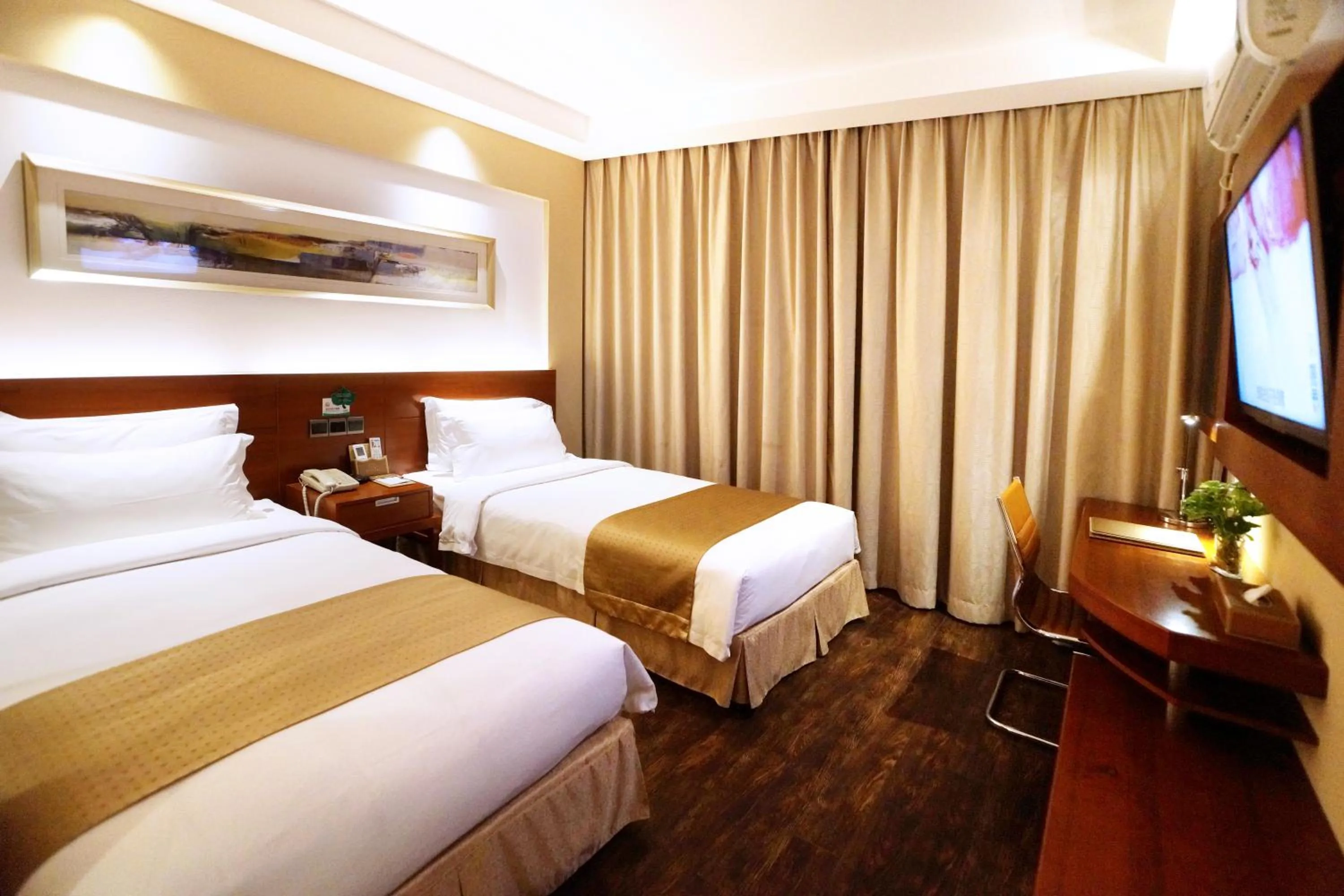 Bedroom, Bed in Mai Xinge Boutique Hotel - Free shuttle buses are provided between PVG Airport and Disneyland