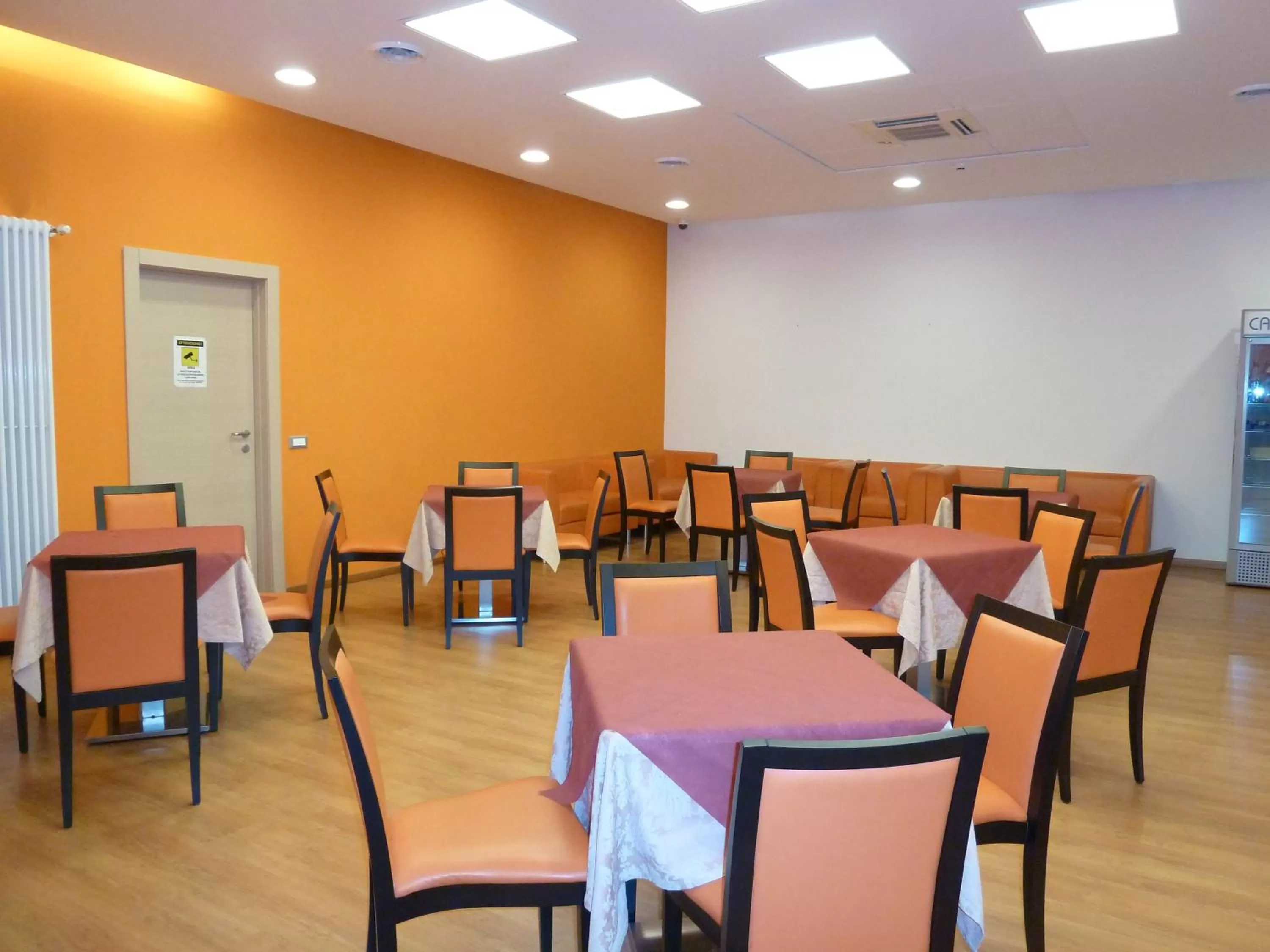 Communal lounge/ TV room in Hotel Fiera