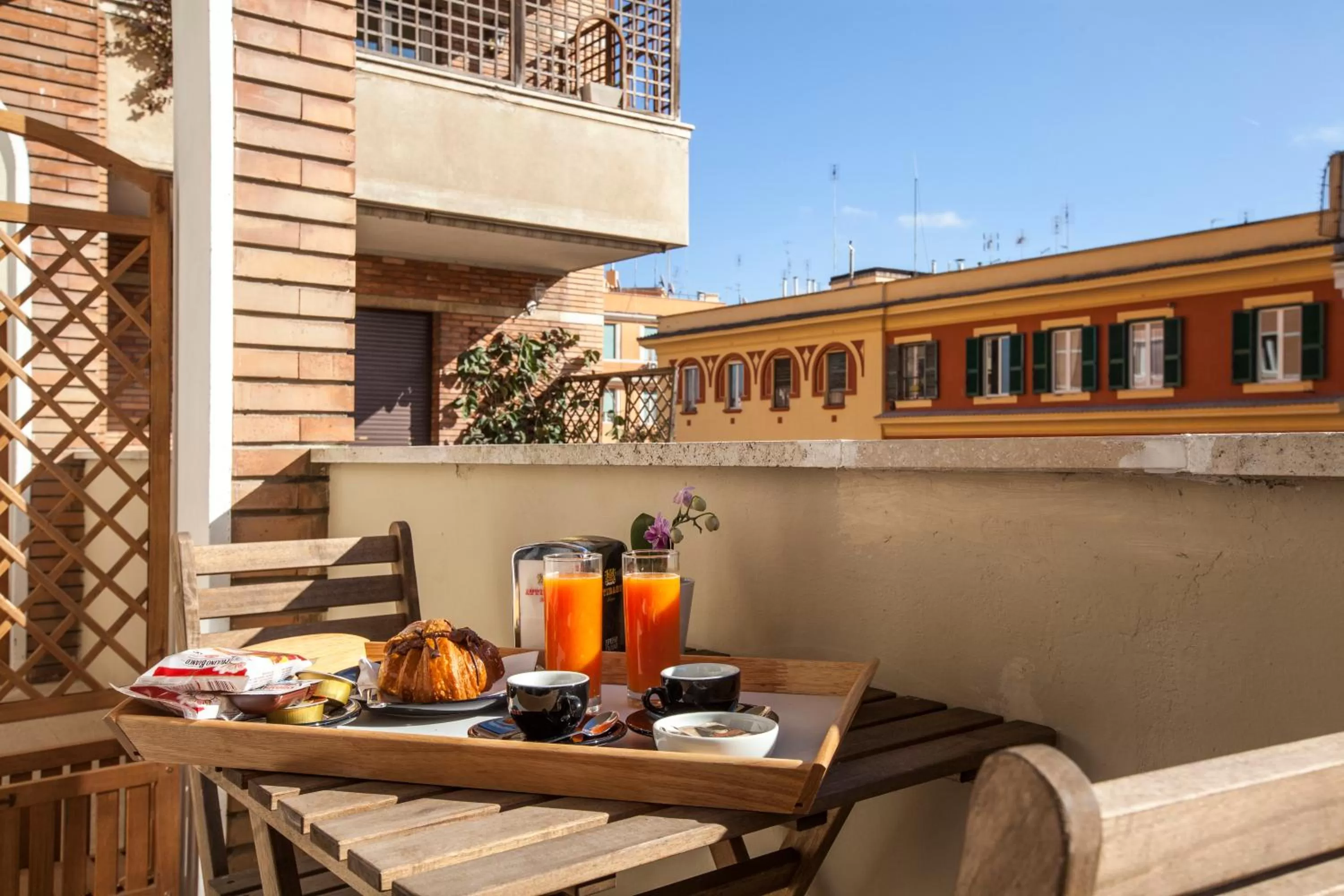 Day in Un Attimo A Roma B&B