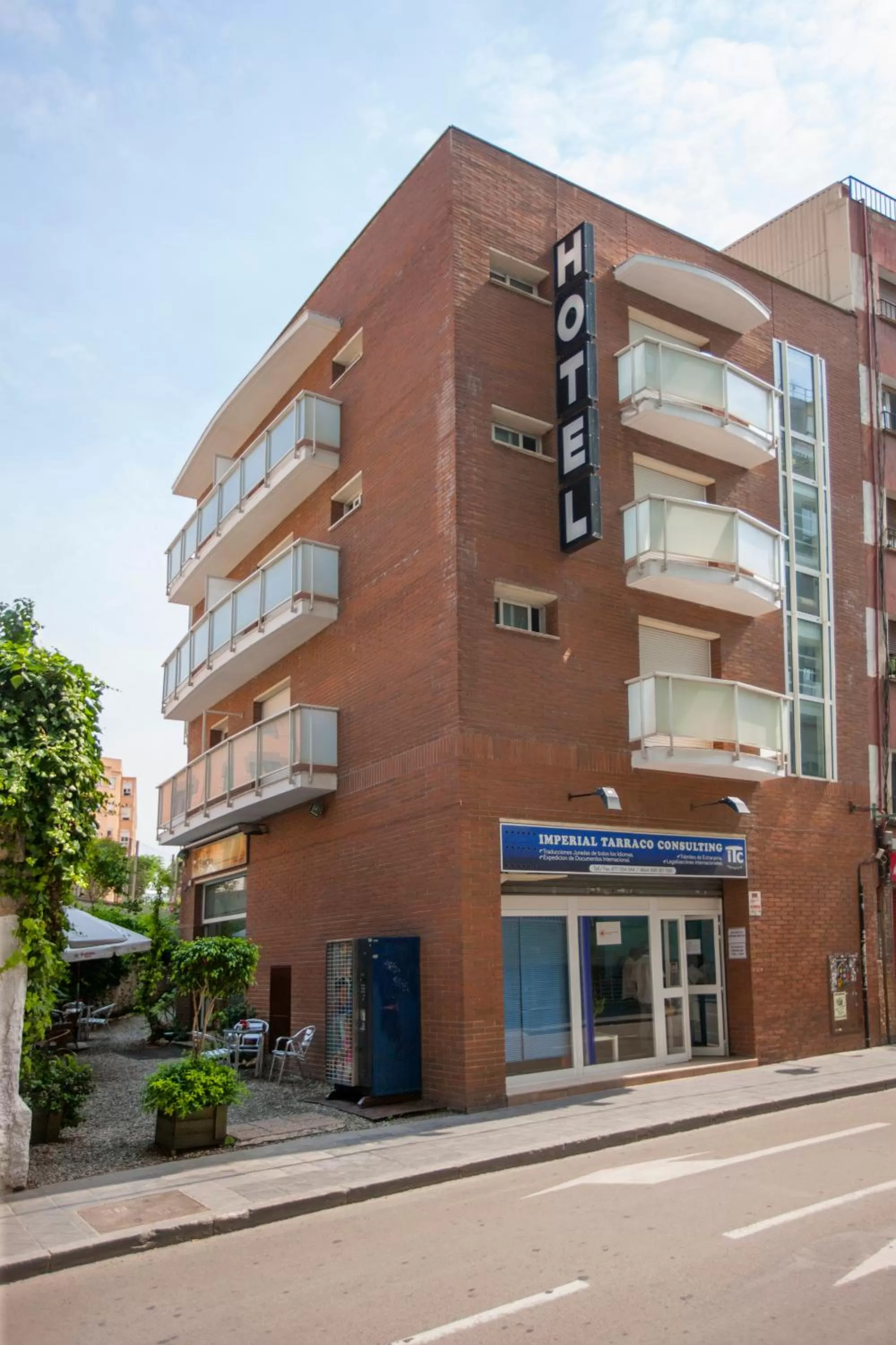 Property Building in Hotel Cosmos Tarragona