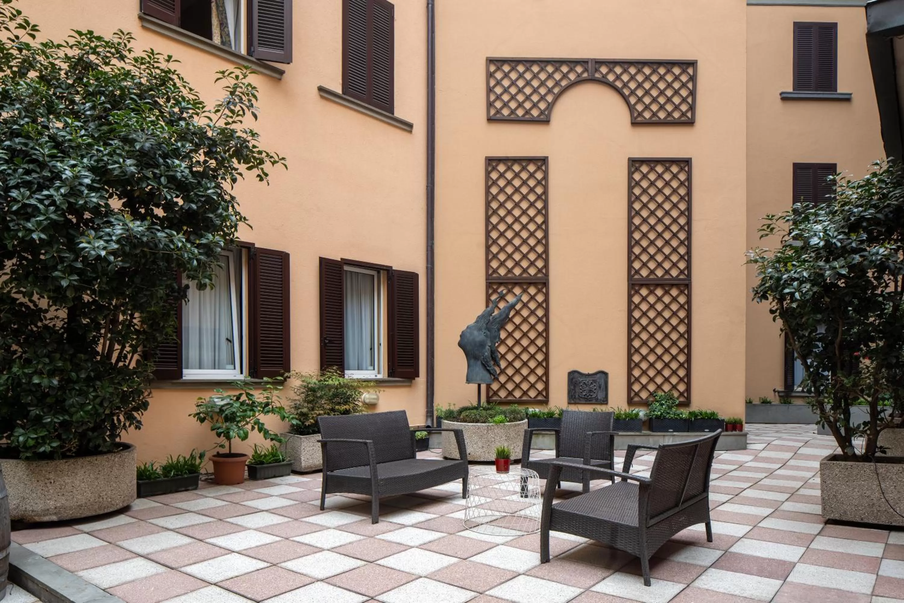 Balcony/Terrace in UNA Hotels Galles Milano