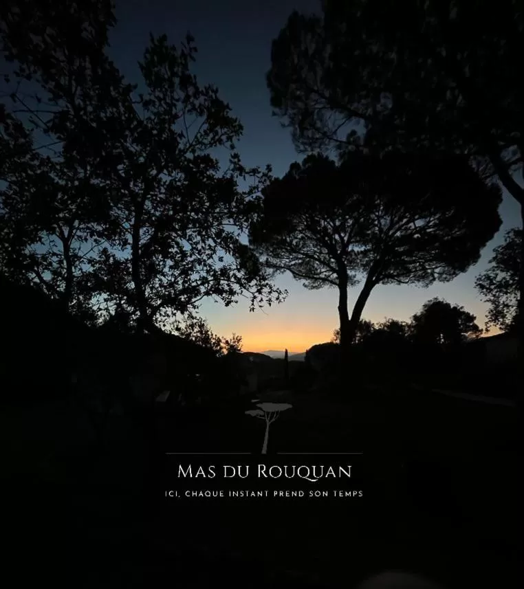 Sunset in Le Mas du Rouquan