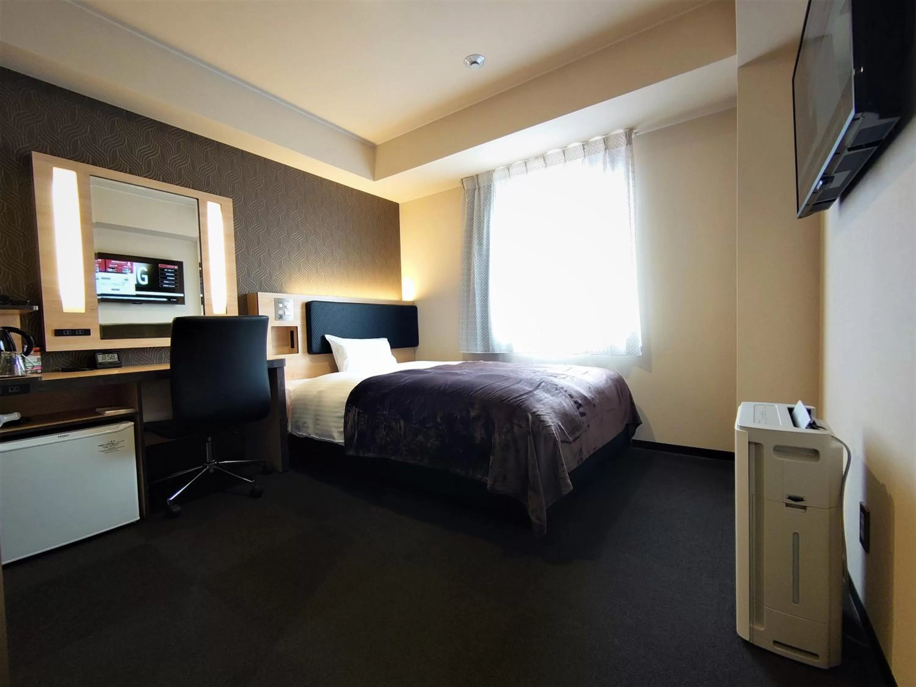 Photo of the whole room, Bed in Green Rich Hotel Matsue Station Across - Artificial hot spring Futamata Yunohana