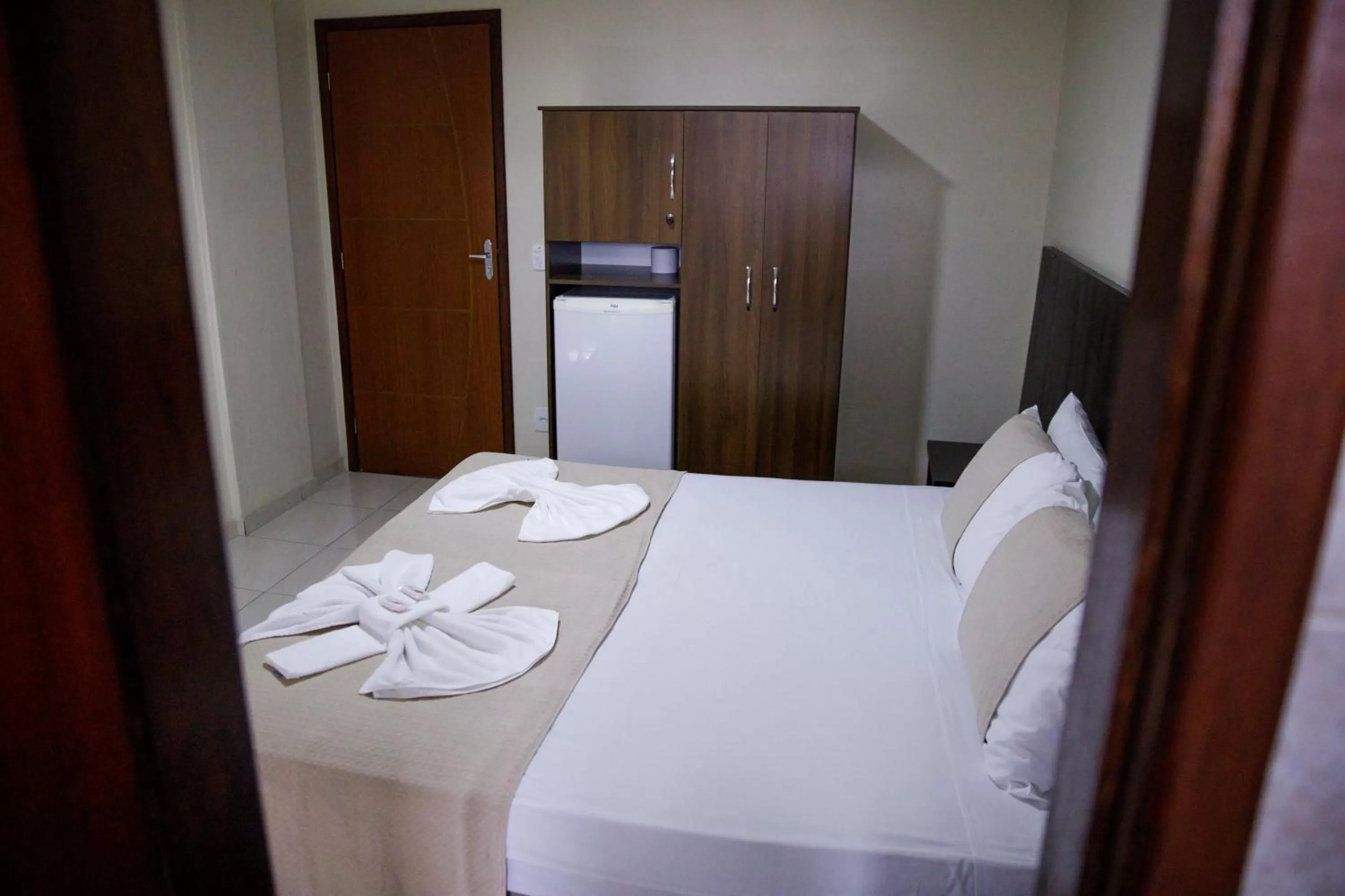 Photo of the whole room, Bed in Hotel Albinos