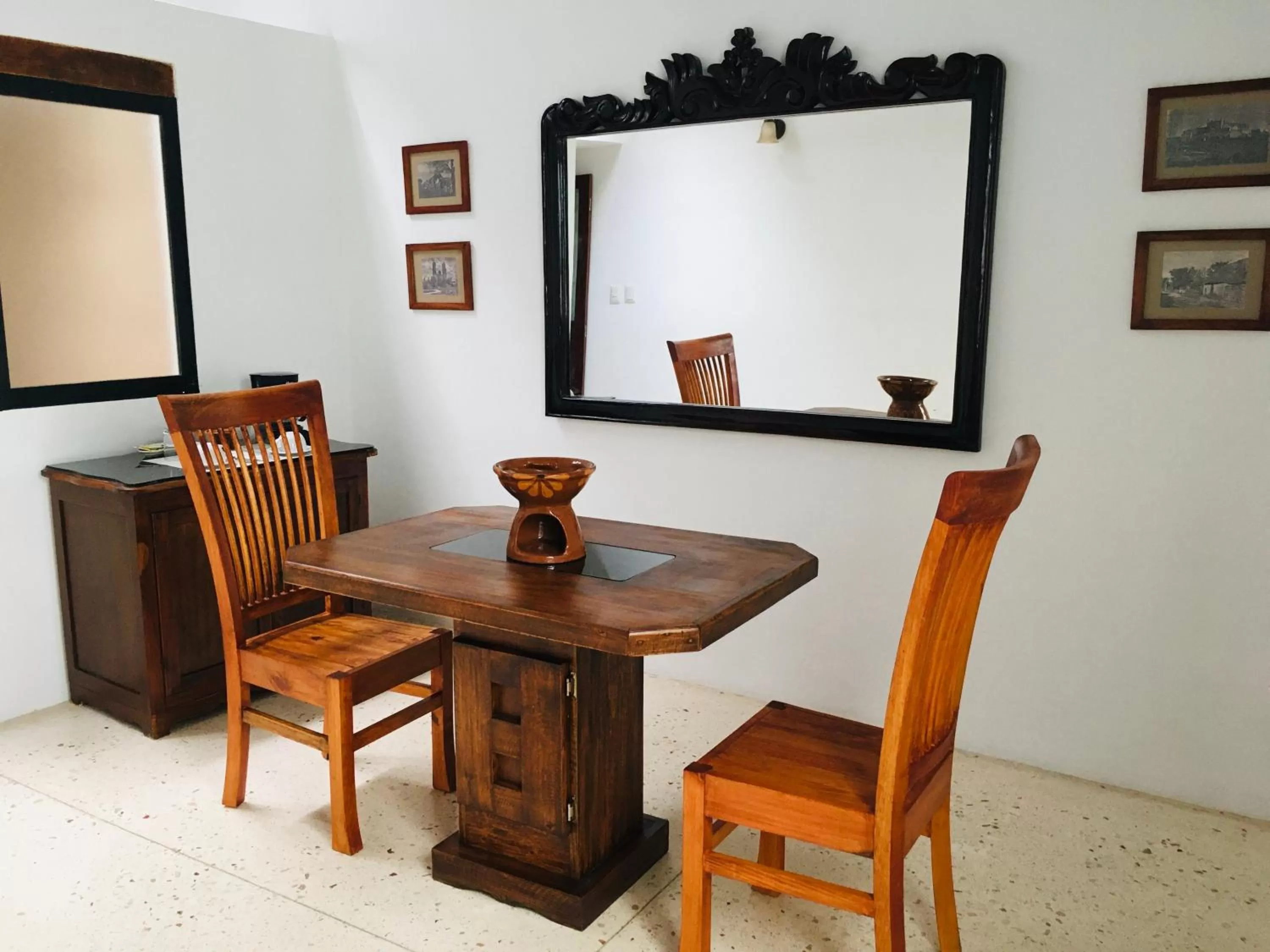 Decorative detail, Dining Area in Casa Tia Micha