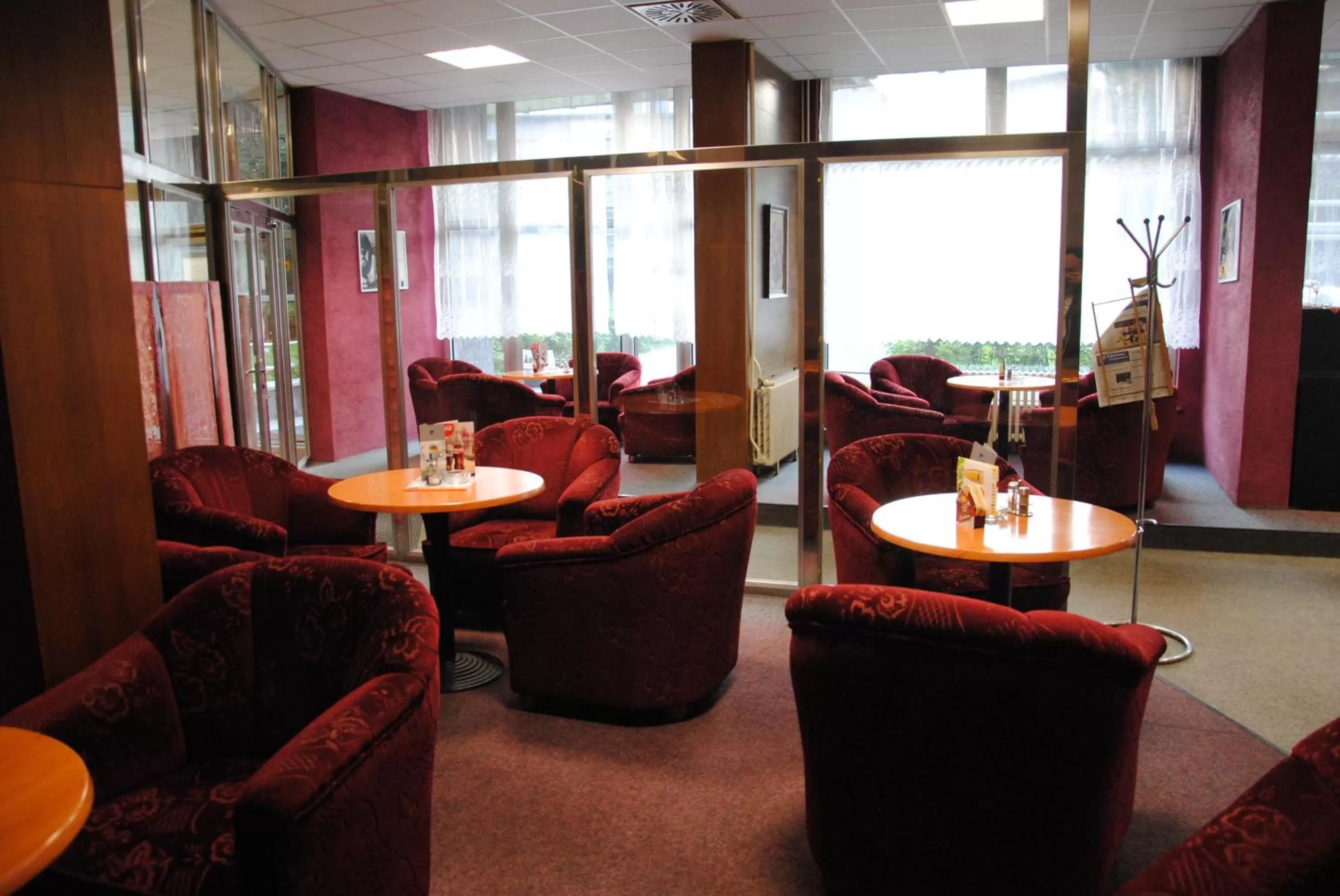 Restaurant/places to eat in Hotel Slezan