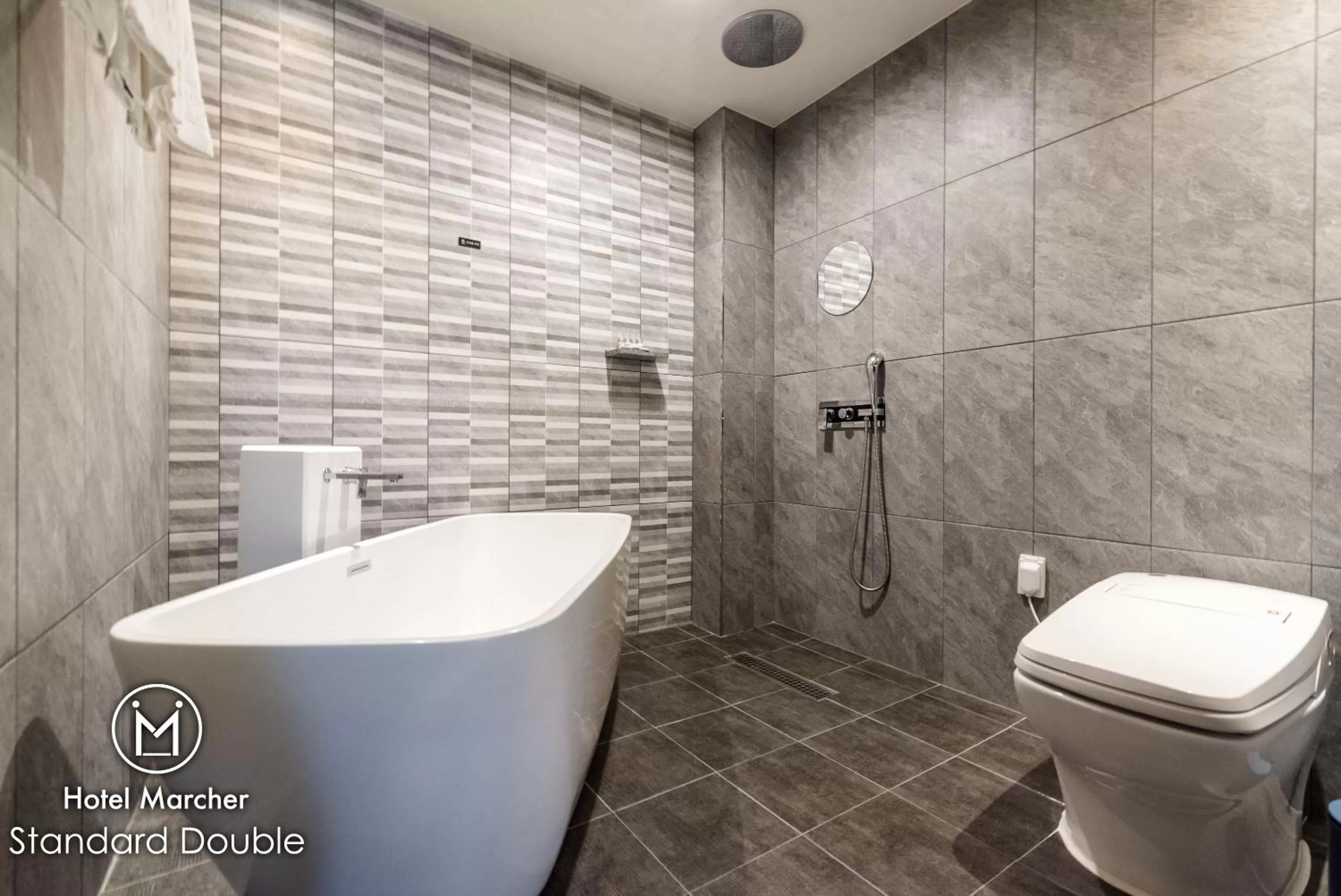 Bathroom in Hotel Marcher