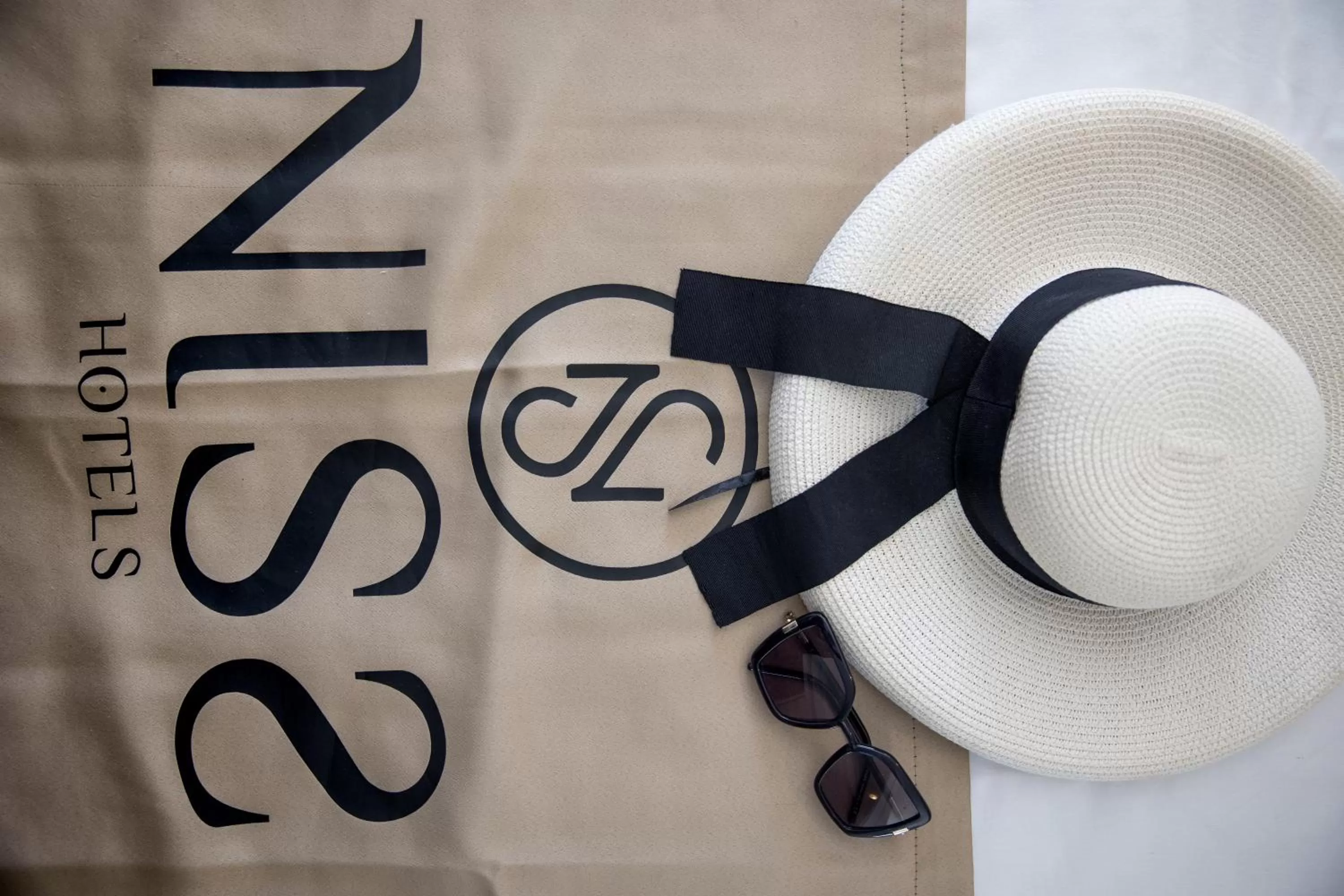 Bed in Niss Lara Hotel