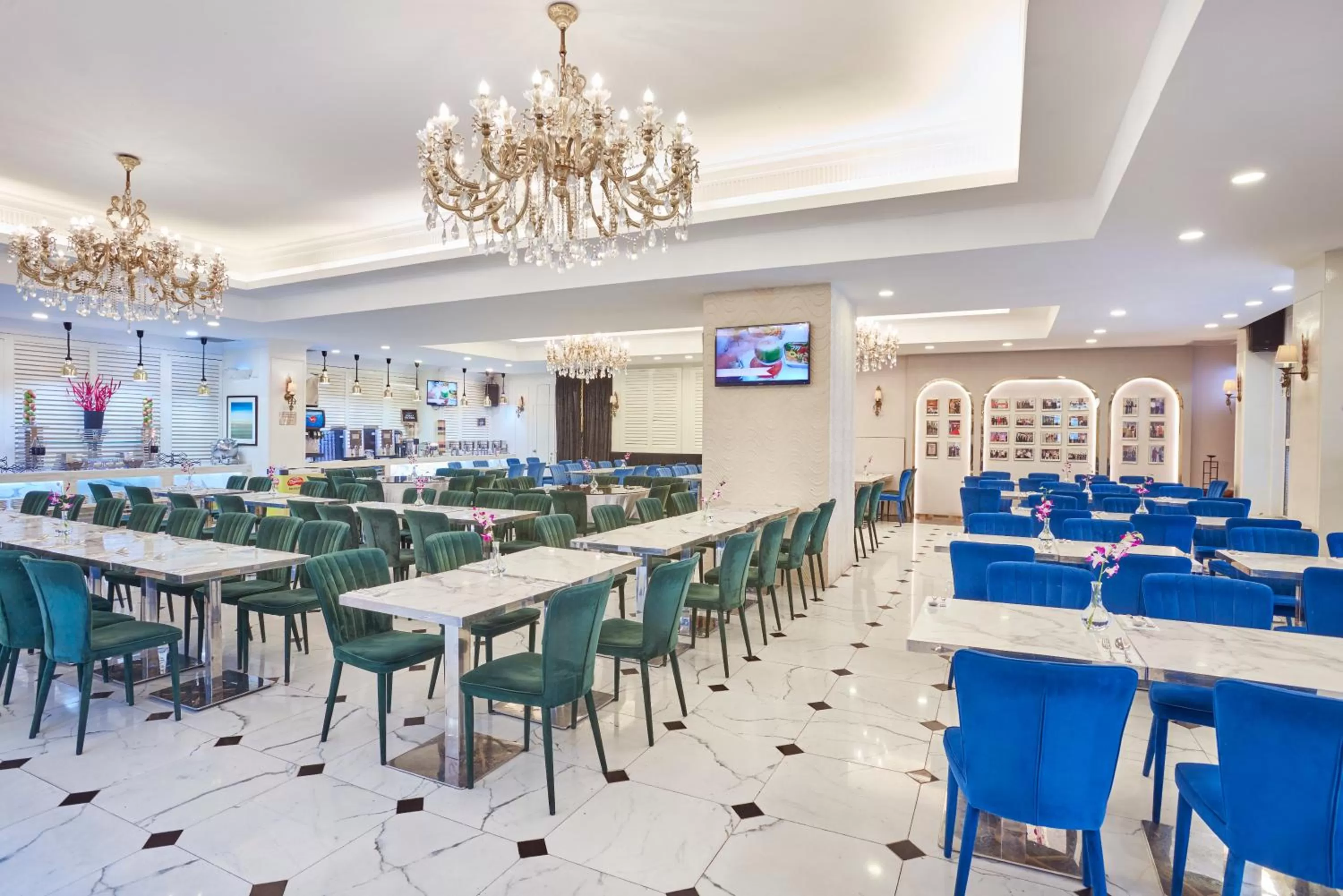 Restaurant/places to eat in Village Hotel Bugis by Far East Hospitality