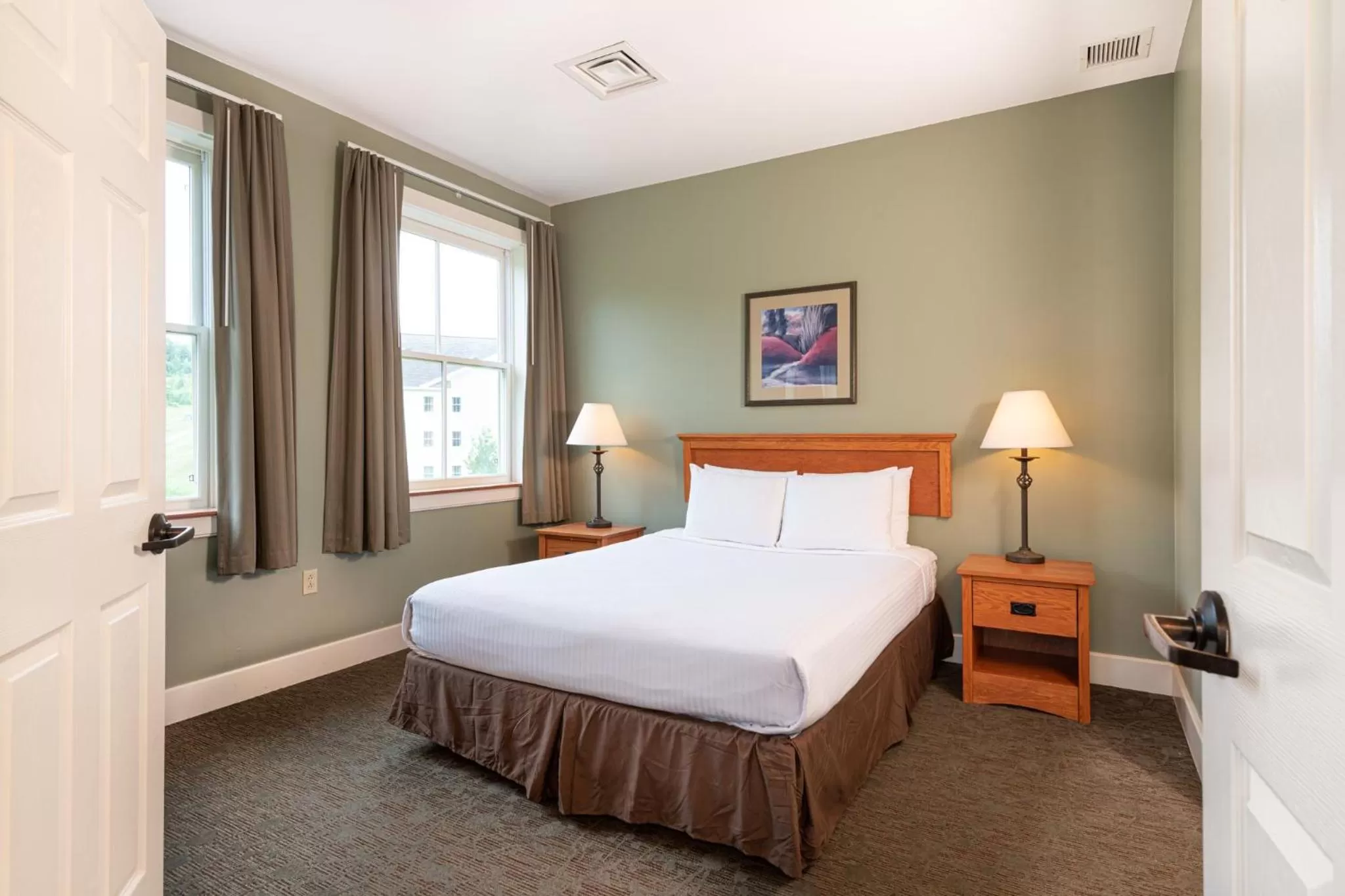 Photo of the whole room, Bed in Jackson Gore Village on Okemo Mountain