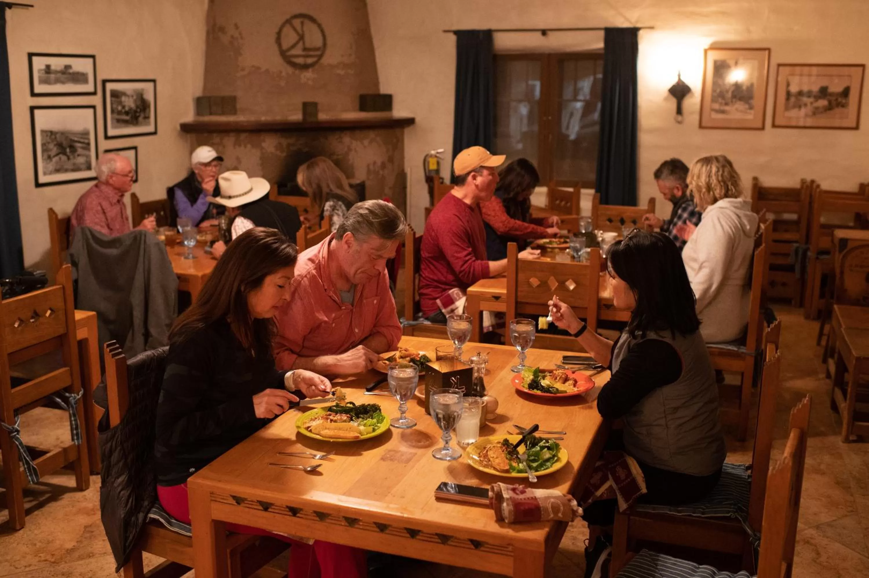 Dining area in Kay El Bar Guest Ranch