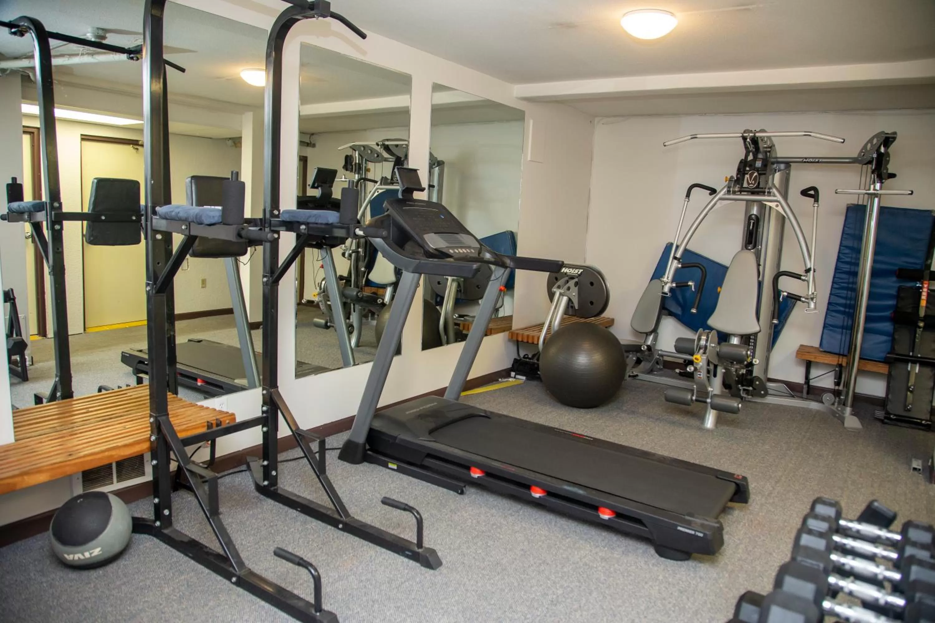 Fitness centre/facilities in Happy Day Inn